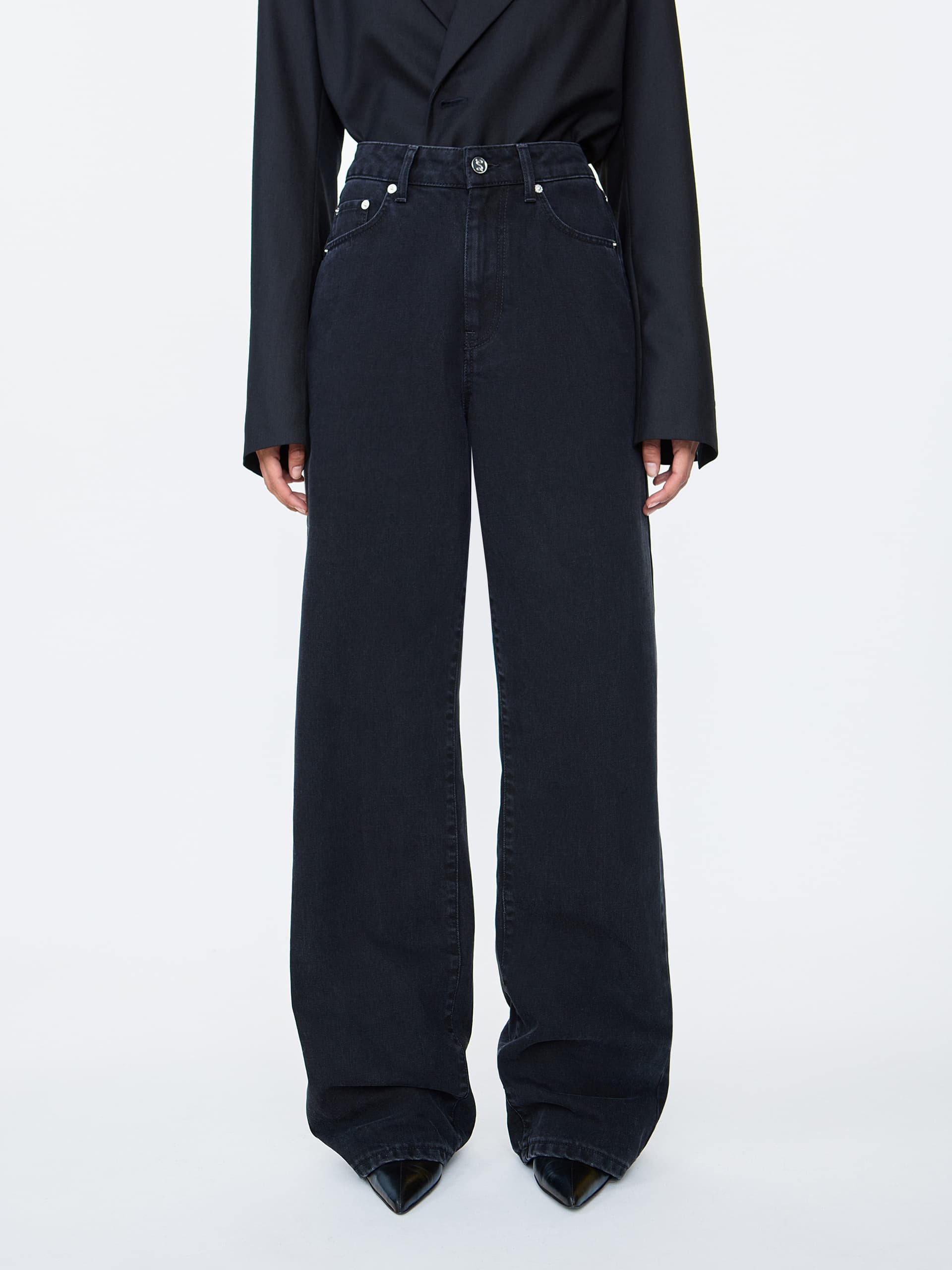 1003_2d2c33e61c-loose-cut_rinsed-black_010-large