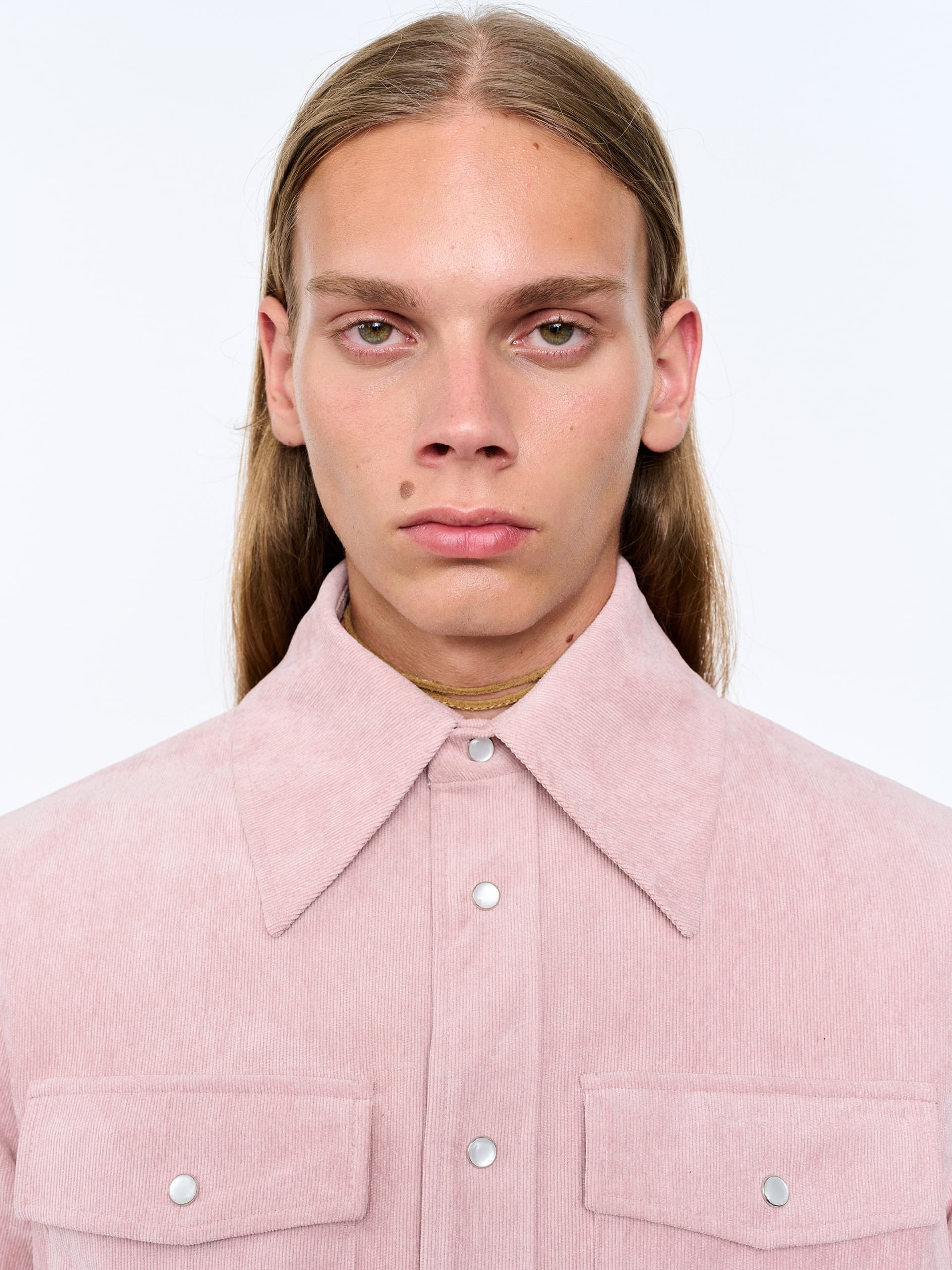 1086_8e8d7ed381-maurice-overshirt_machweo-cord_028-large