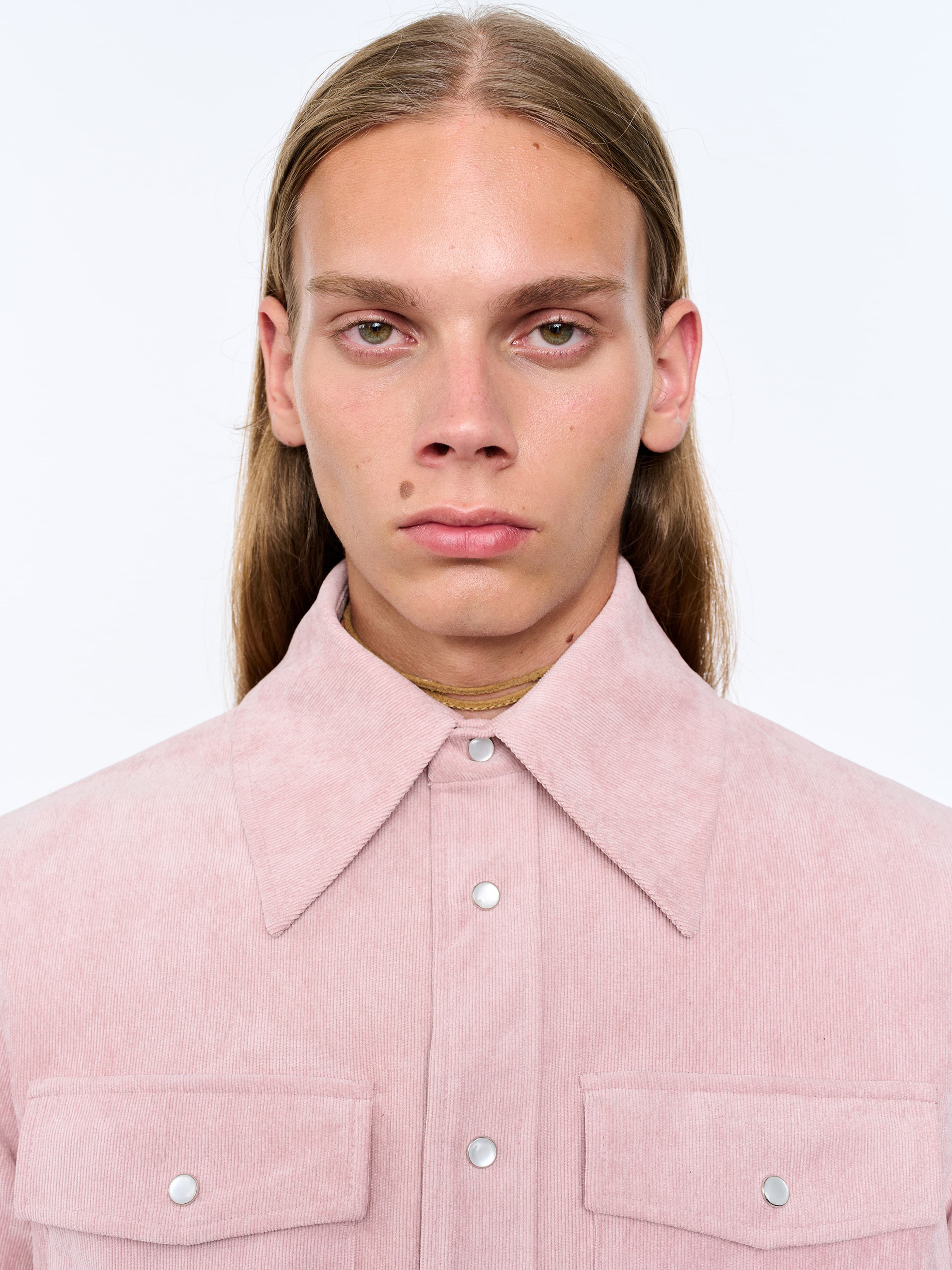 1086_8e8d7ed381-maurice-overshirt_machweo-cord_028-large