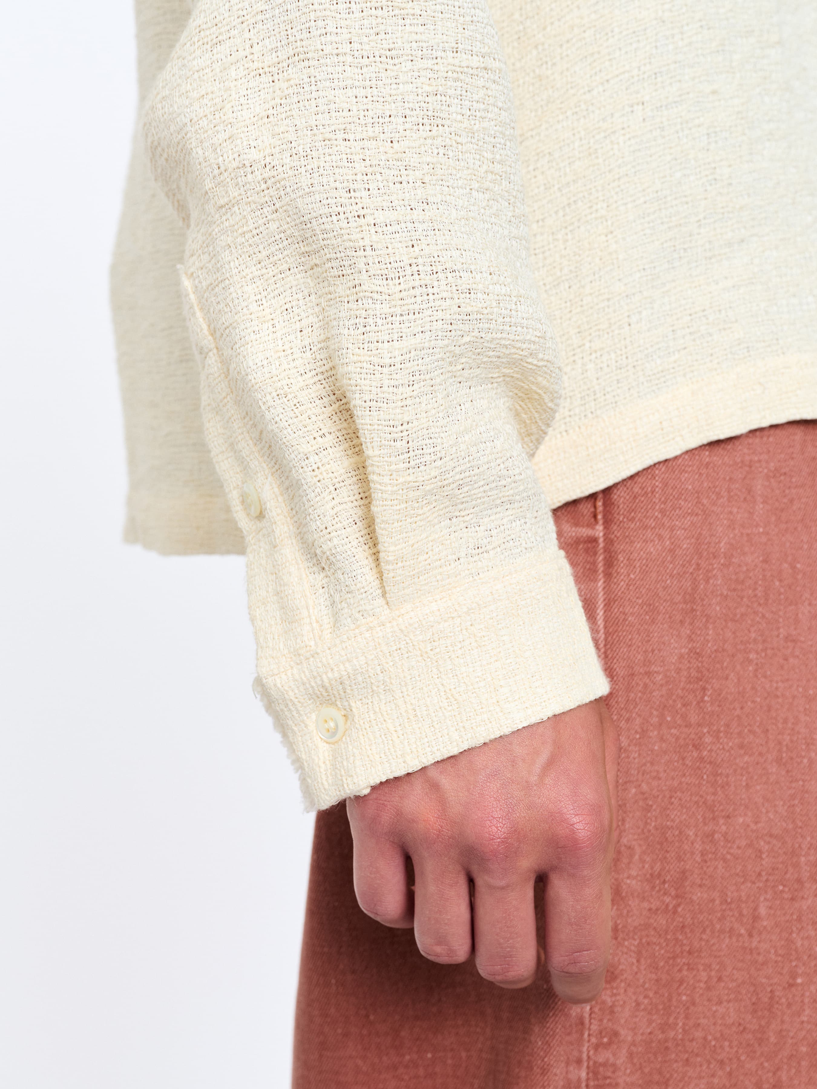 1100_32f3bd9dd4-jagou-shirt_moonstone_051-large