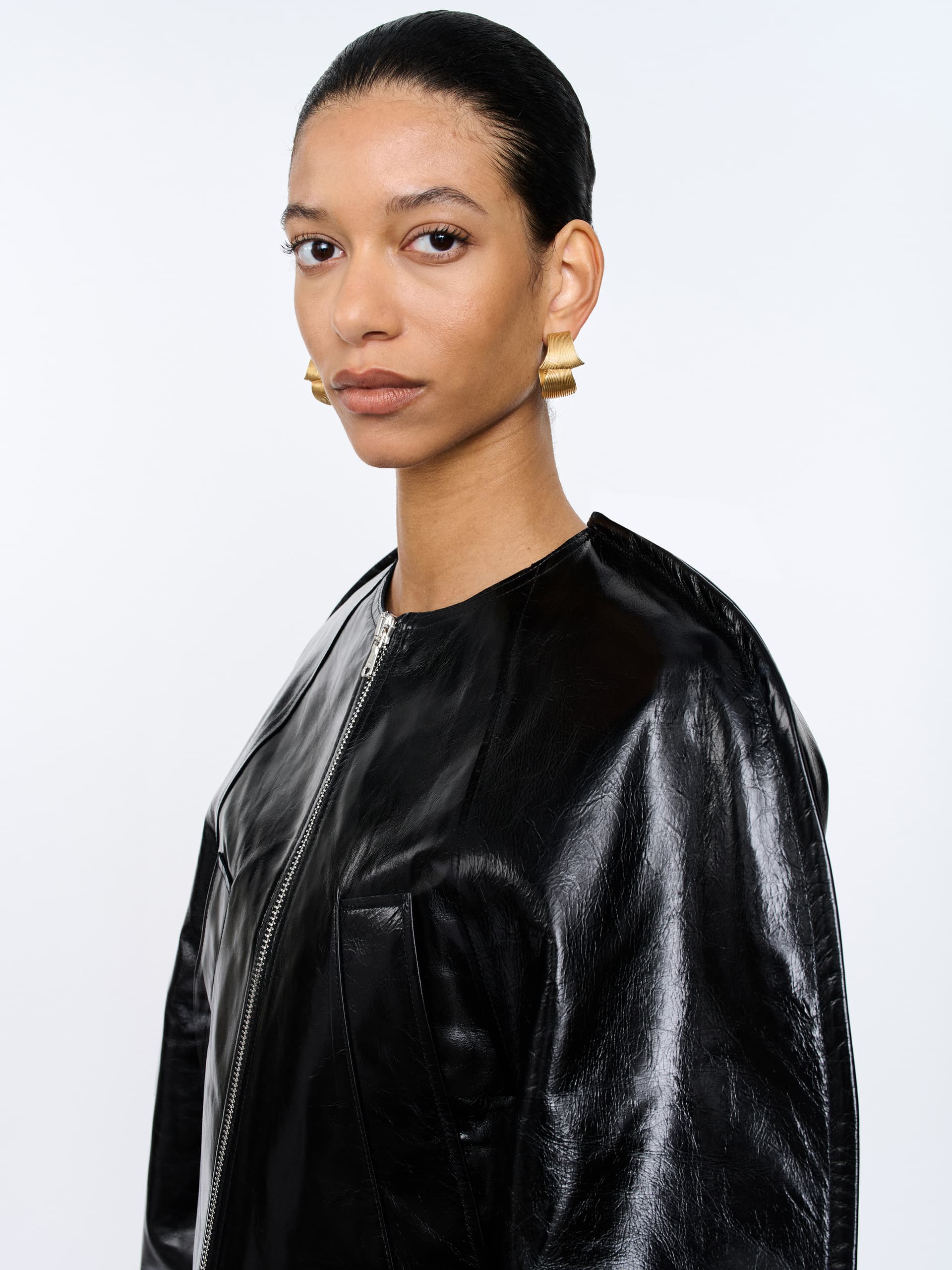 1150_bfdeaee548-jo-leather-jacket_smooth-black-leather_034-large