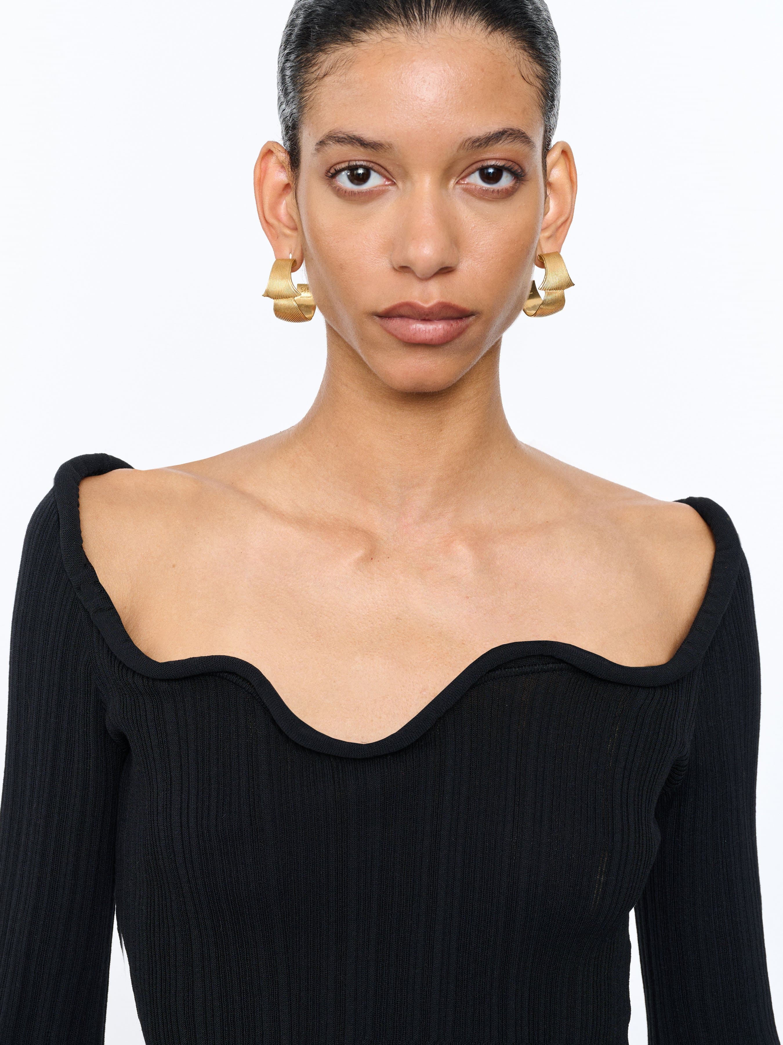 1201_08bb9b4e69-giselle-sweater_black-rib_018-large