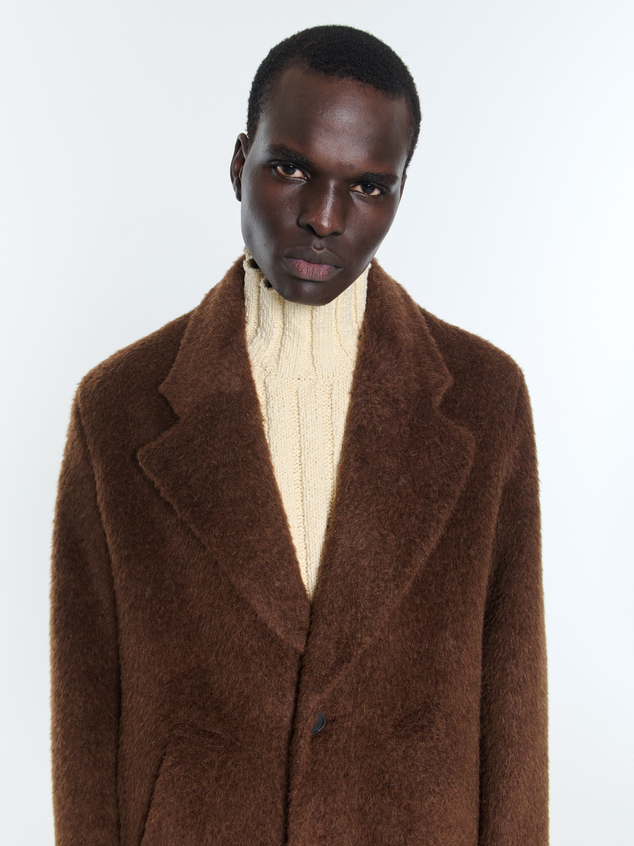 1284_1e6bb96e55-alois-coat-brushed-taupe-alpaca_042-large