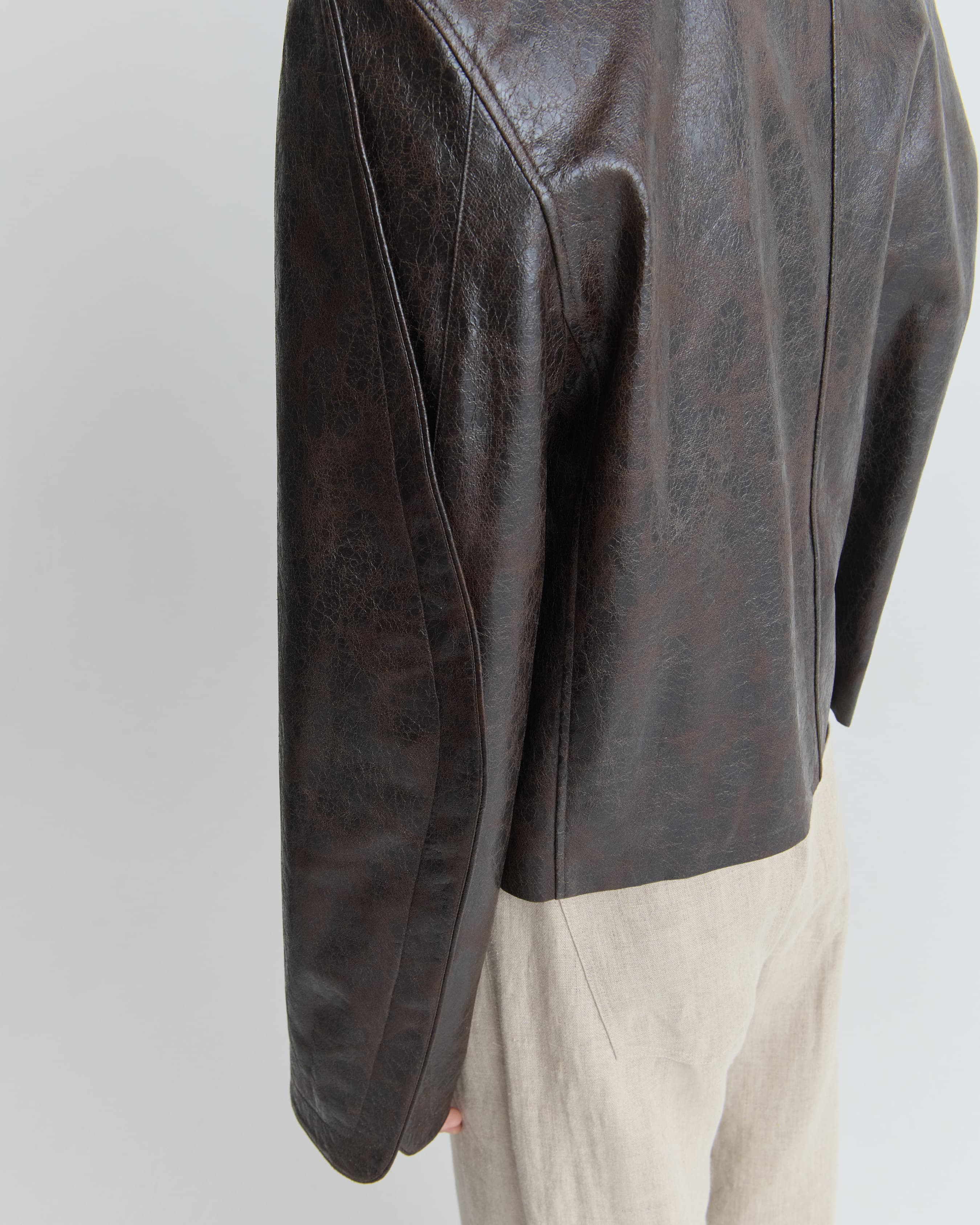 1285_64bd44e9e9-08_keane_jacket_coated_dark_tech_0541-large