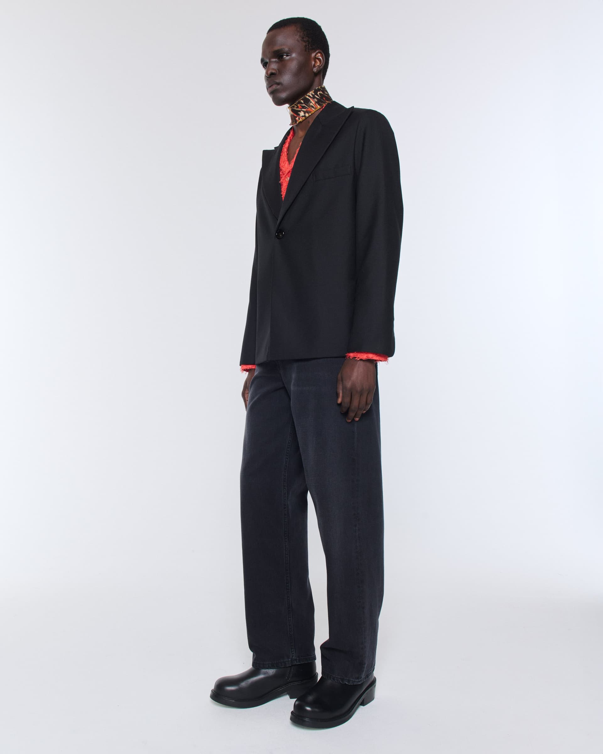 1288_688898b38b-seydou-blazer-black-wool_053-large