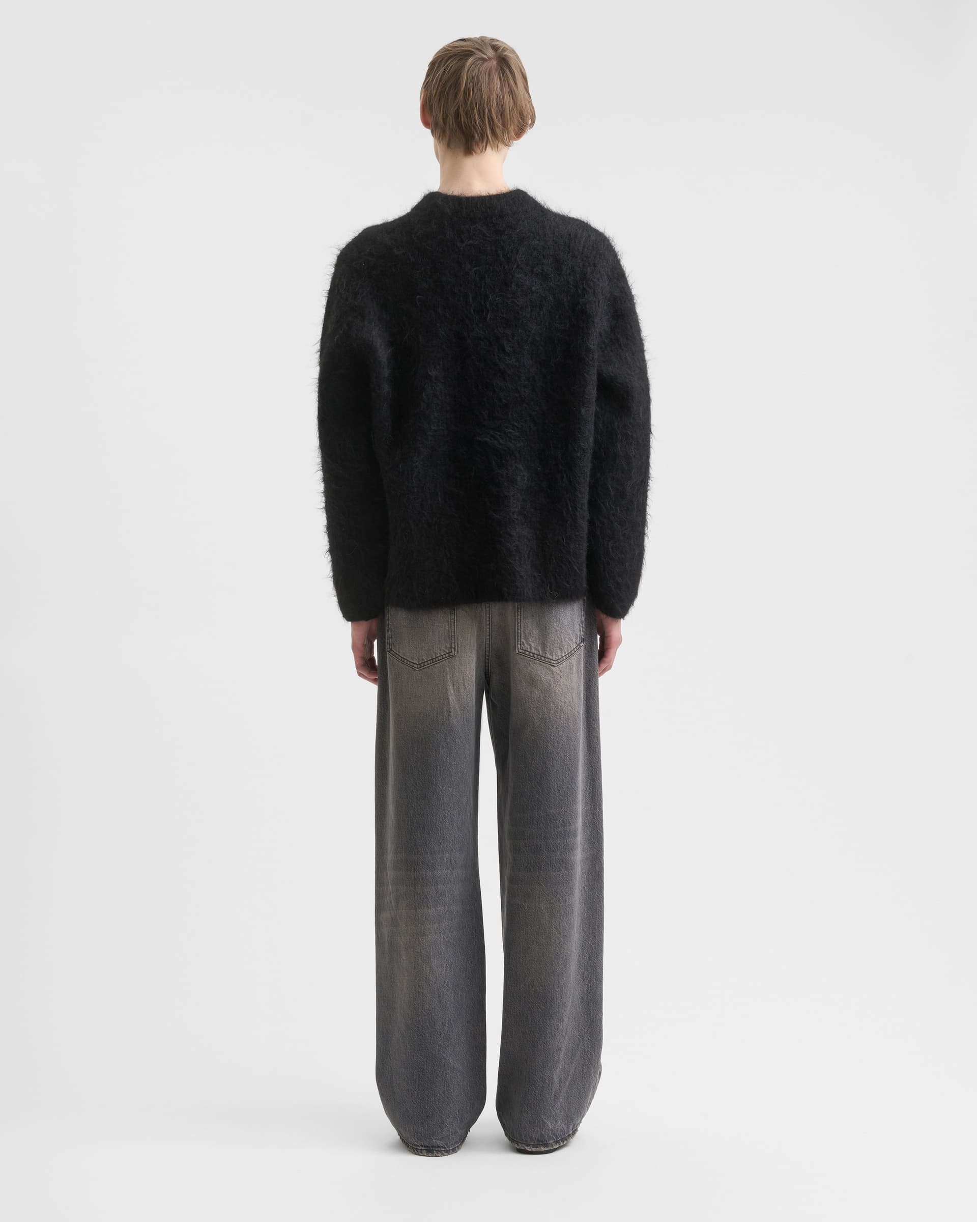 1299_5325b50e47-sefr_fw26_haru-sweater-black-alpaca_8891-large