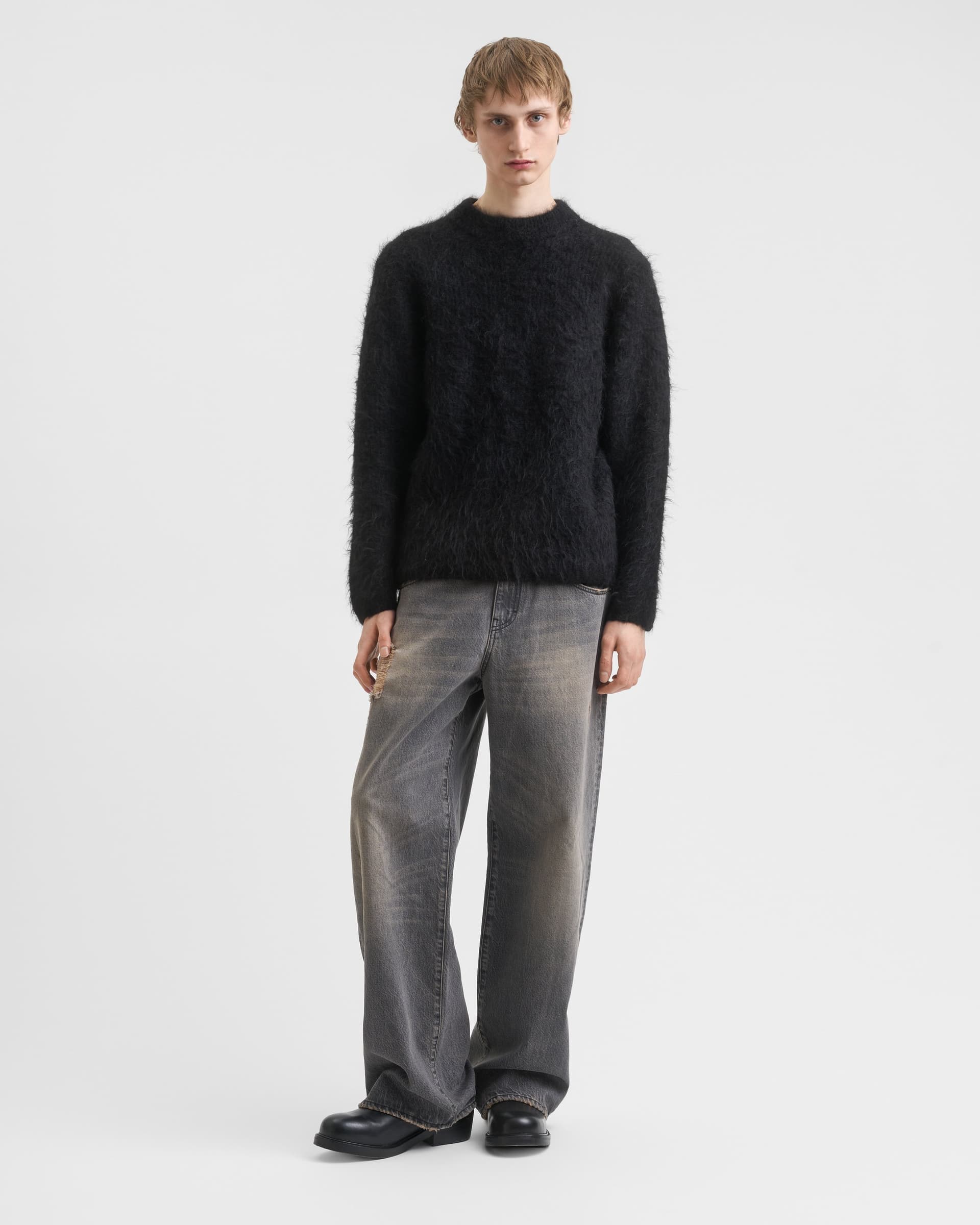 1299_ce4c414e96-sefr_fw26_haru-sweater-black-alpaca_8856-large