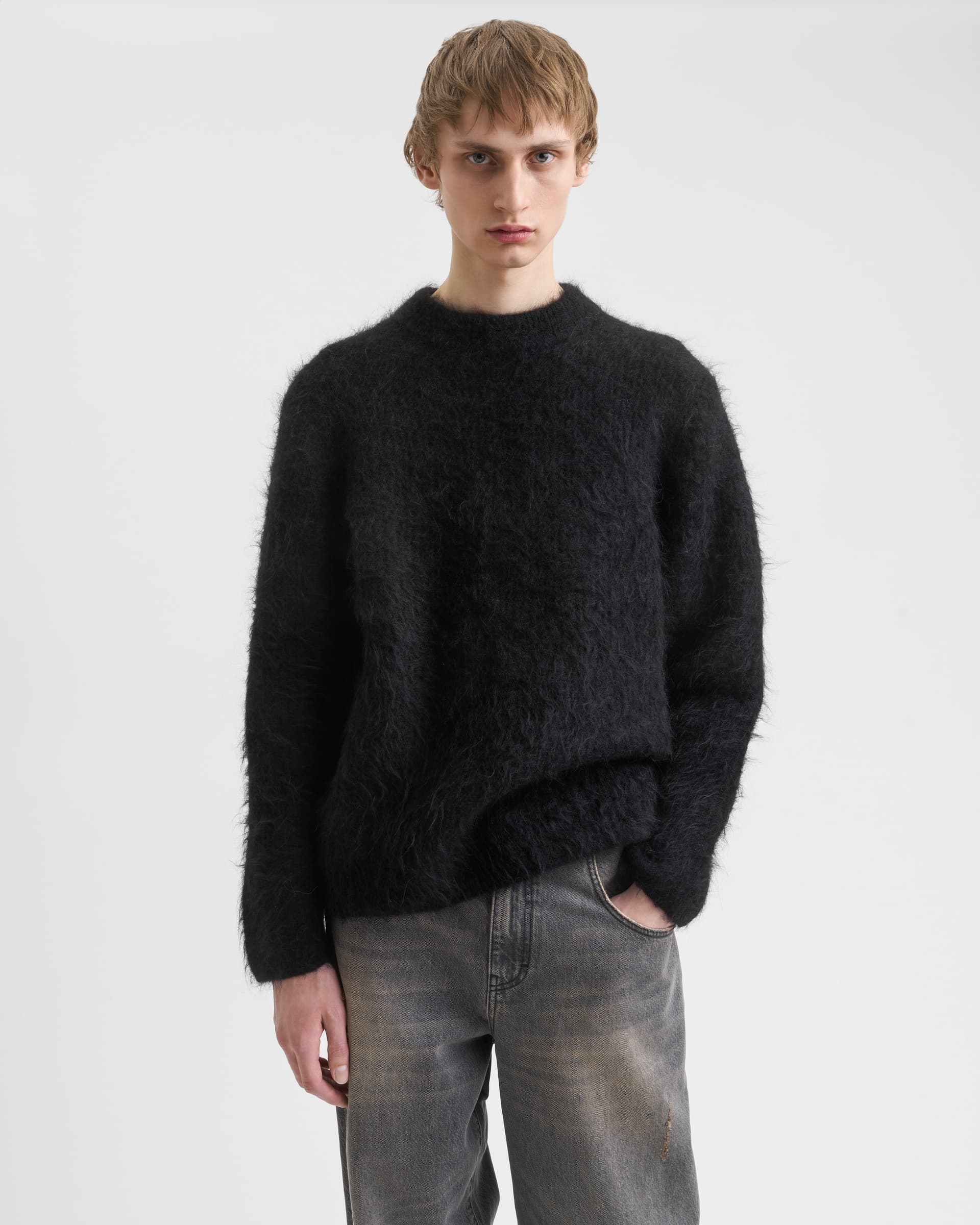 1299_d42a3baaca-sefr_fw26_haru-sweater-black-alpaca_8899-large