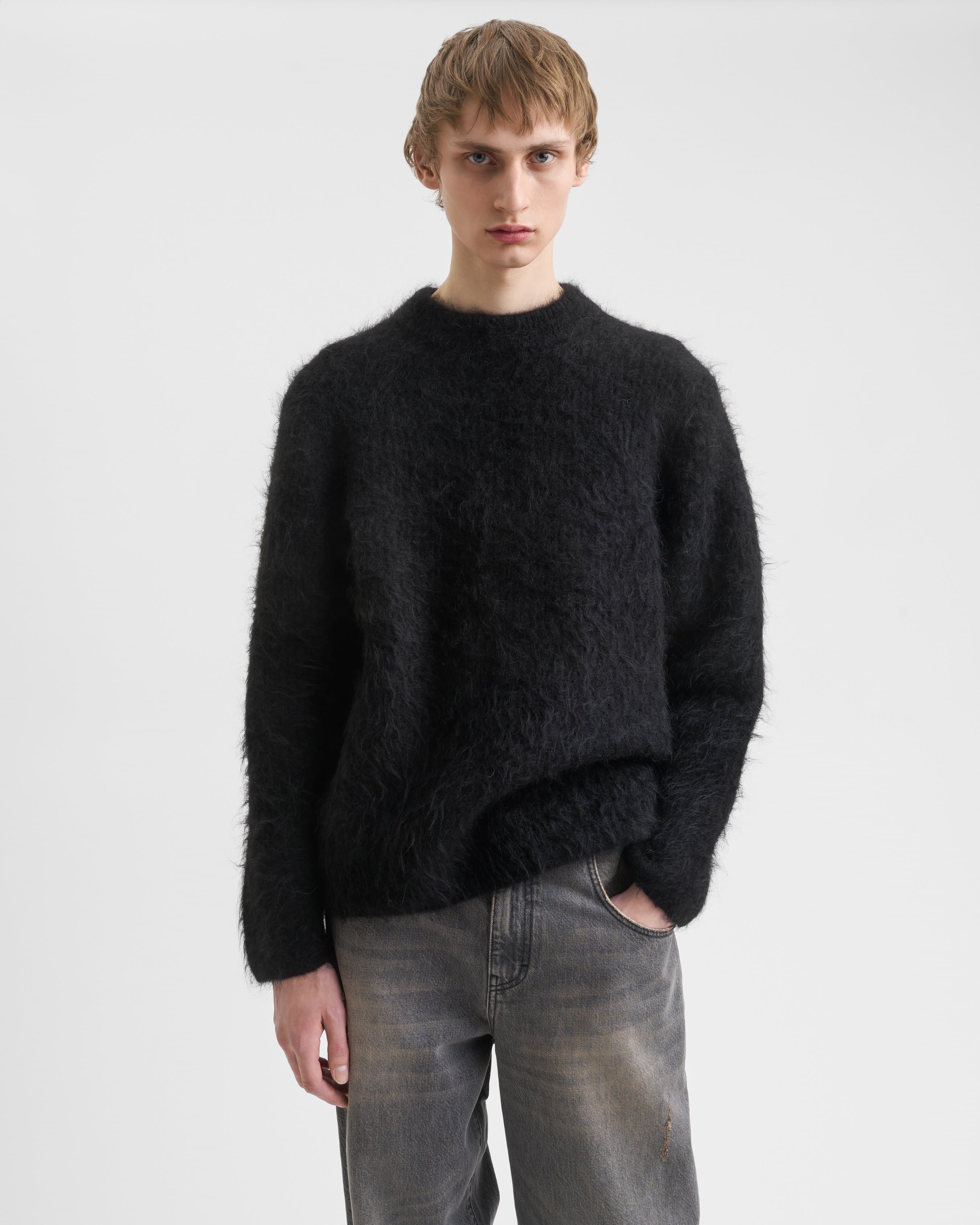 1299_d42a3baaca-sefr_fw26_haru-sweater-black-alpaca_8899-large