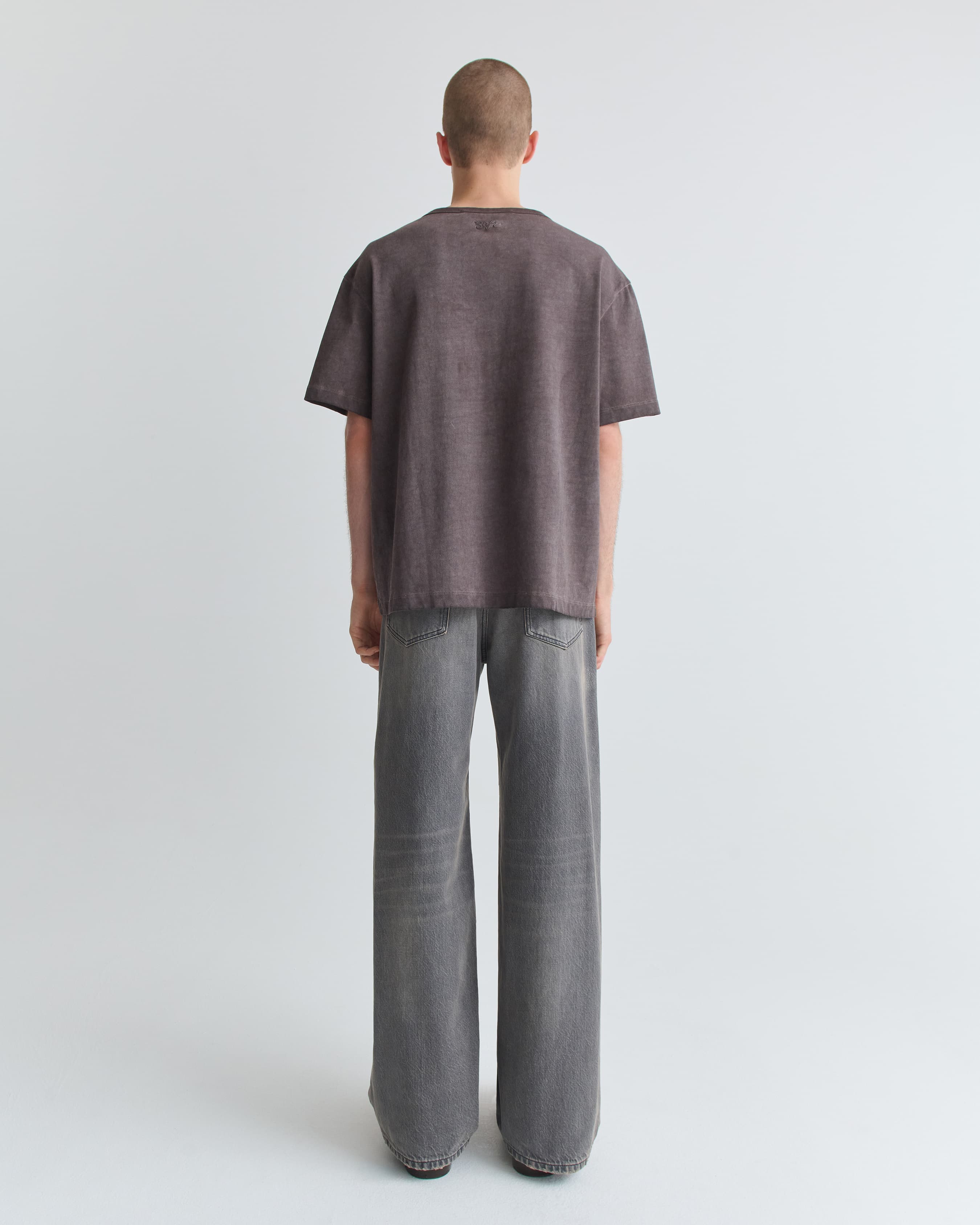 1300_10b9b8c218-15_mauro_tee_grease_1030-large