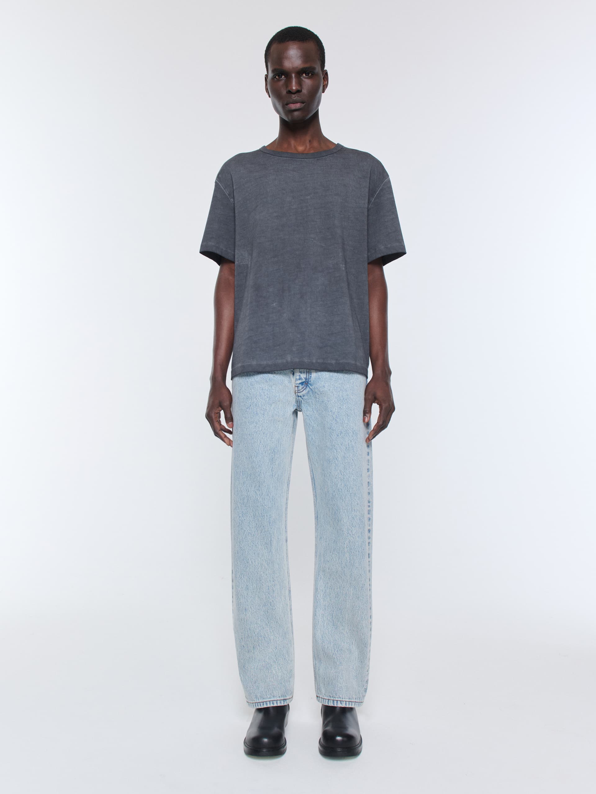 1301_1f2afa8154-mauro-tee-washed-black_004-large