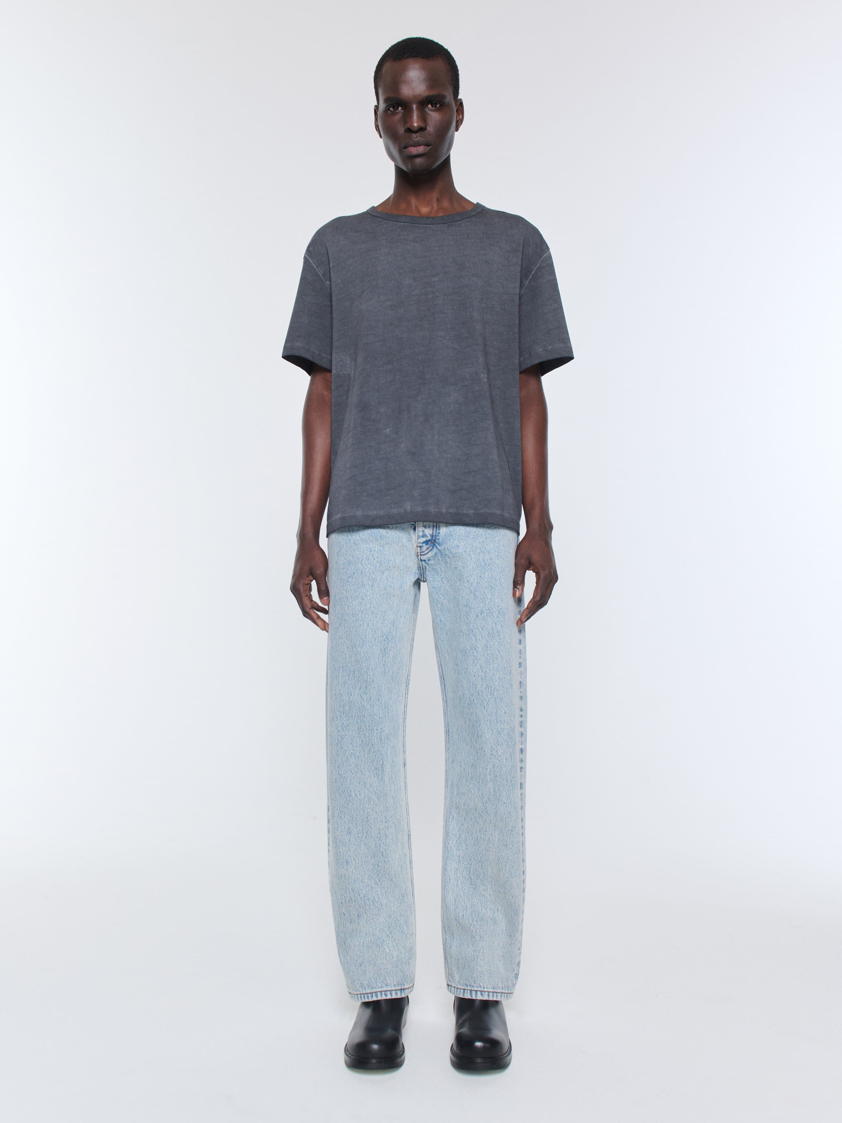 1301_1f2afa8154-mauro-tee-washed-black_004-large