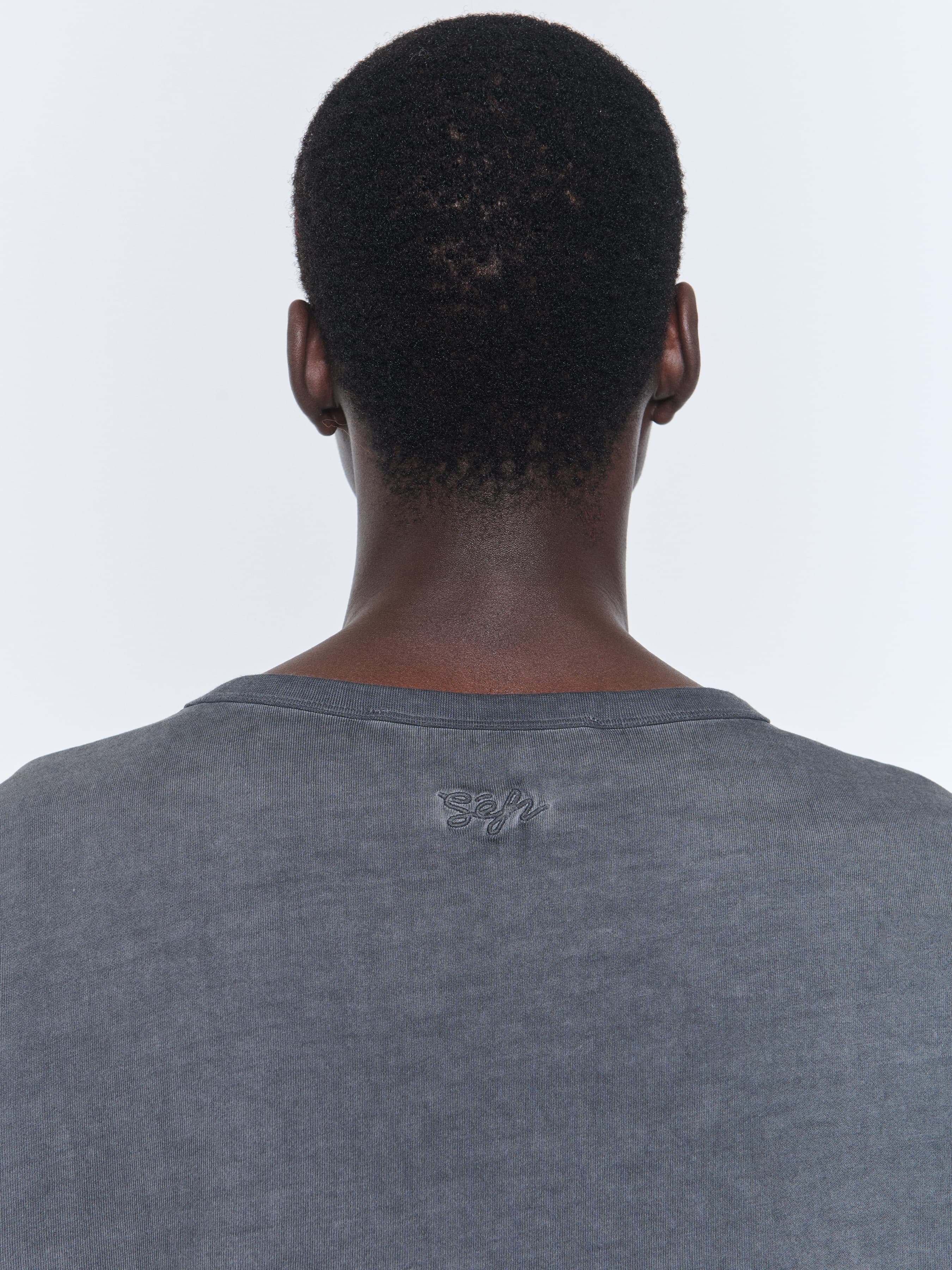 1301_3c351b9bc9-mauro-tee-washed-black_035-large