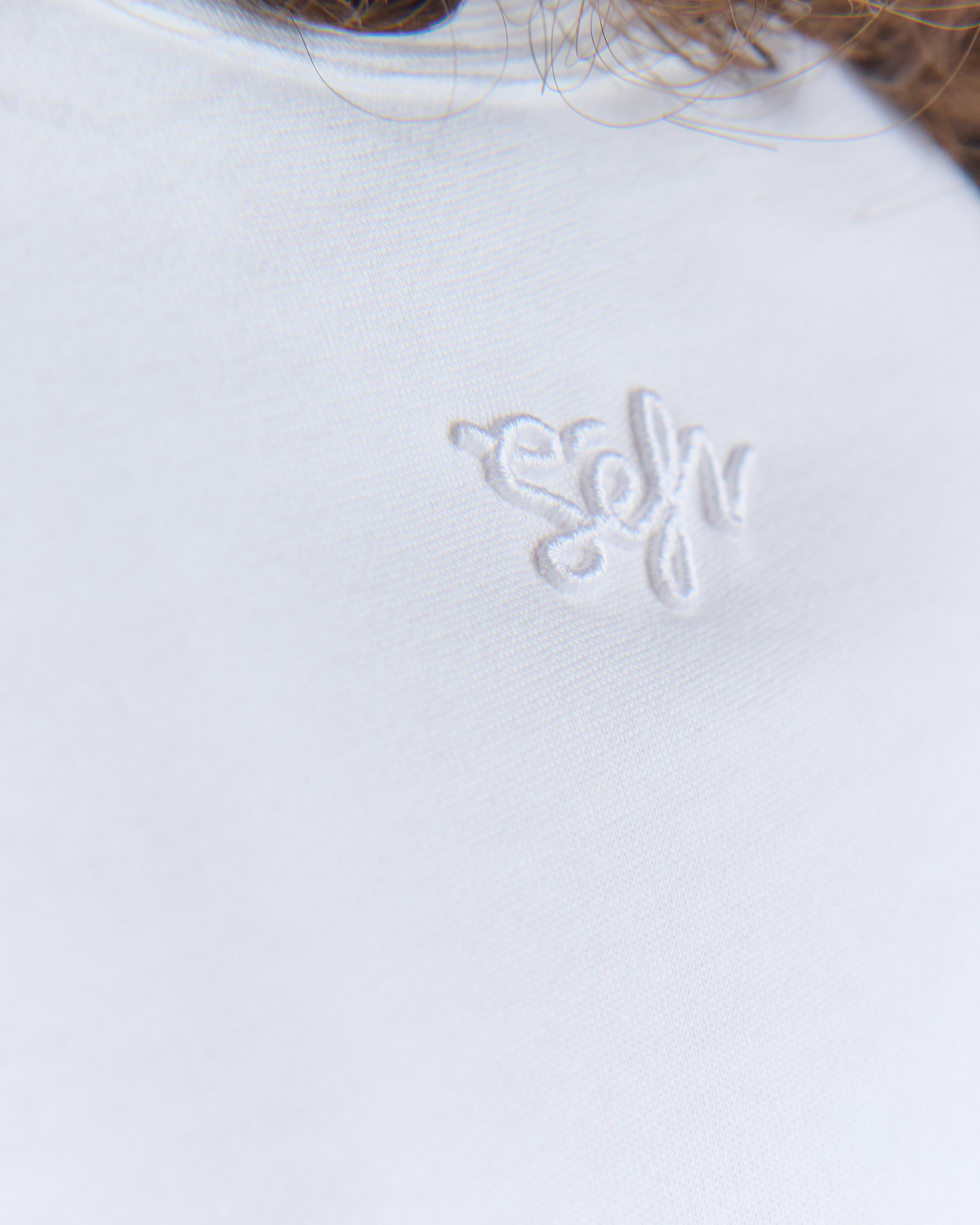 1302_97b7d074c5-15_mauro_tee_clear_white_0859-large