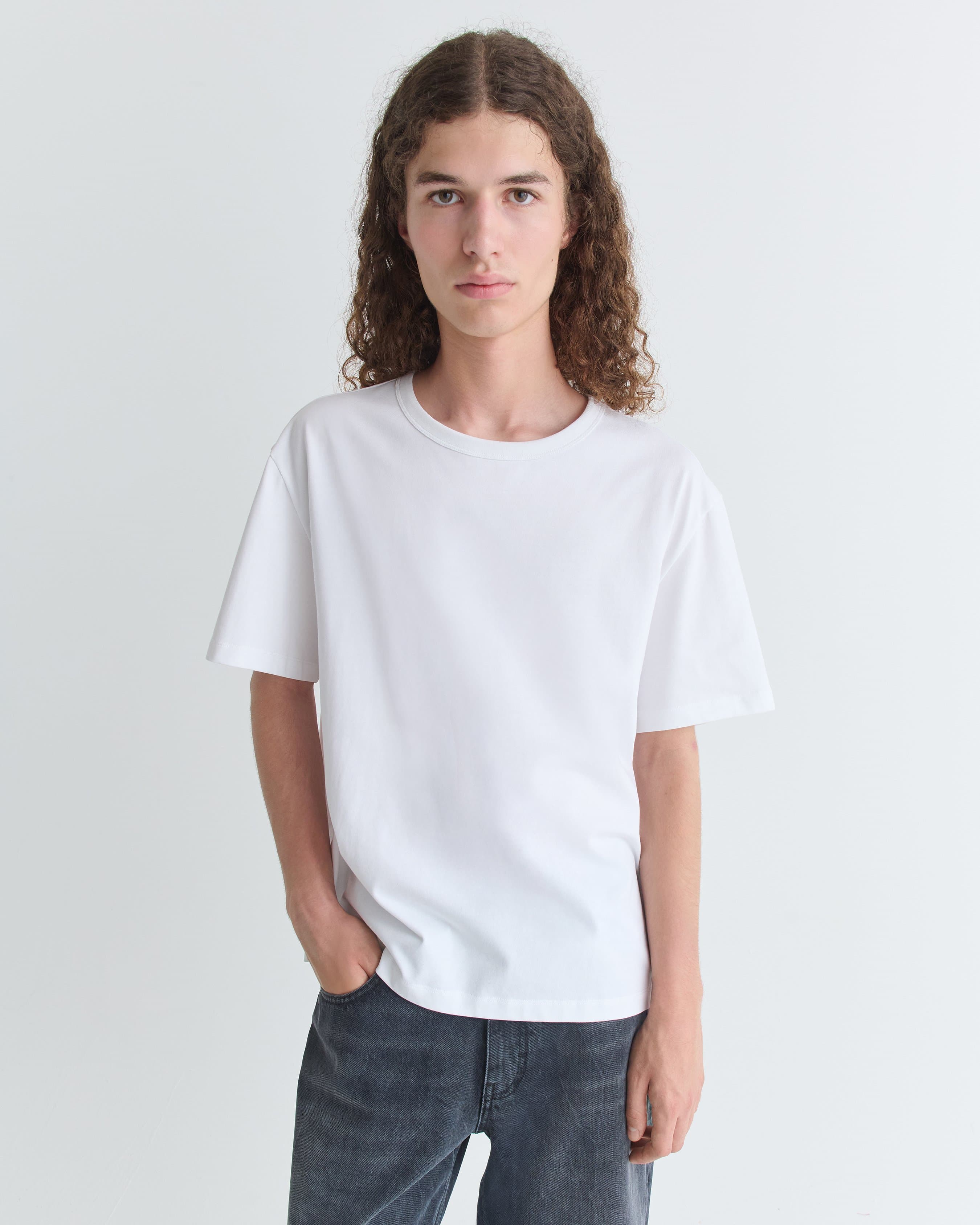 1302_d79943acc0-15_mauro_tee_clear_white_0836-large