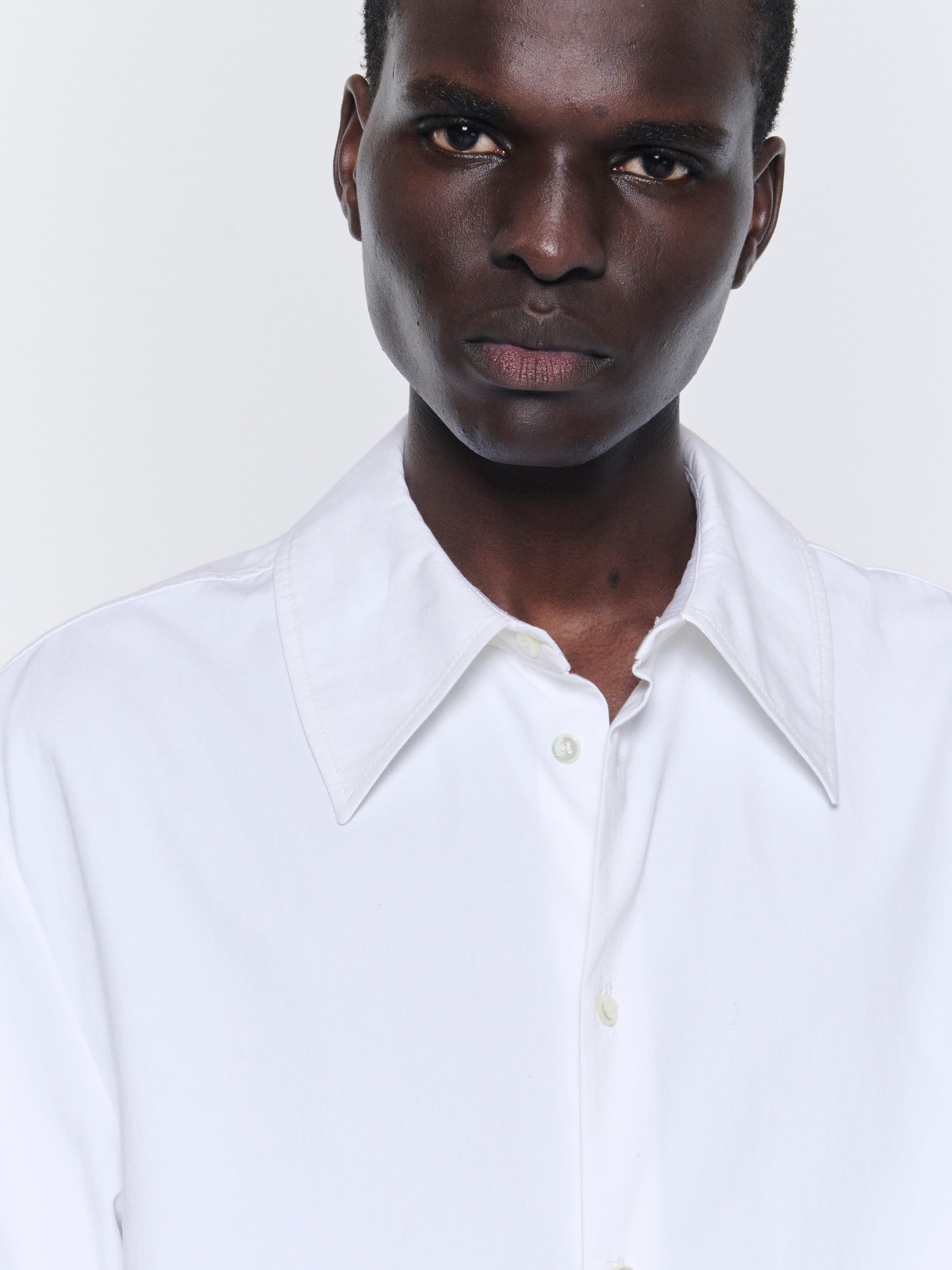 1305_b815024960-trino-shirt-white-fine-poplin_028-large