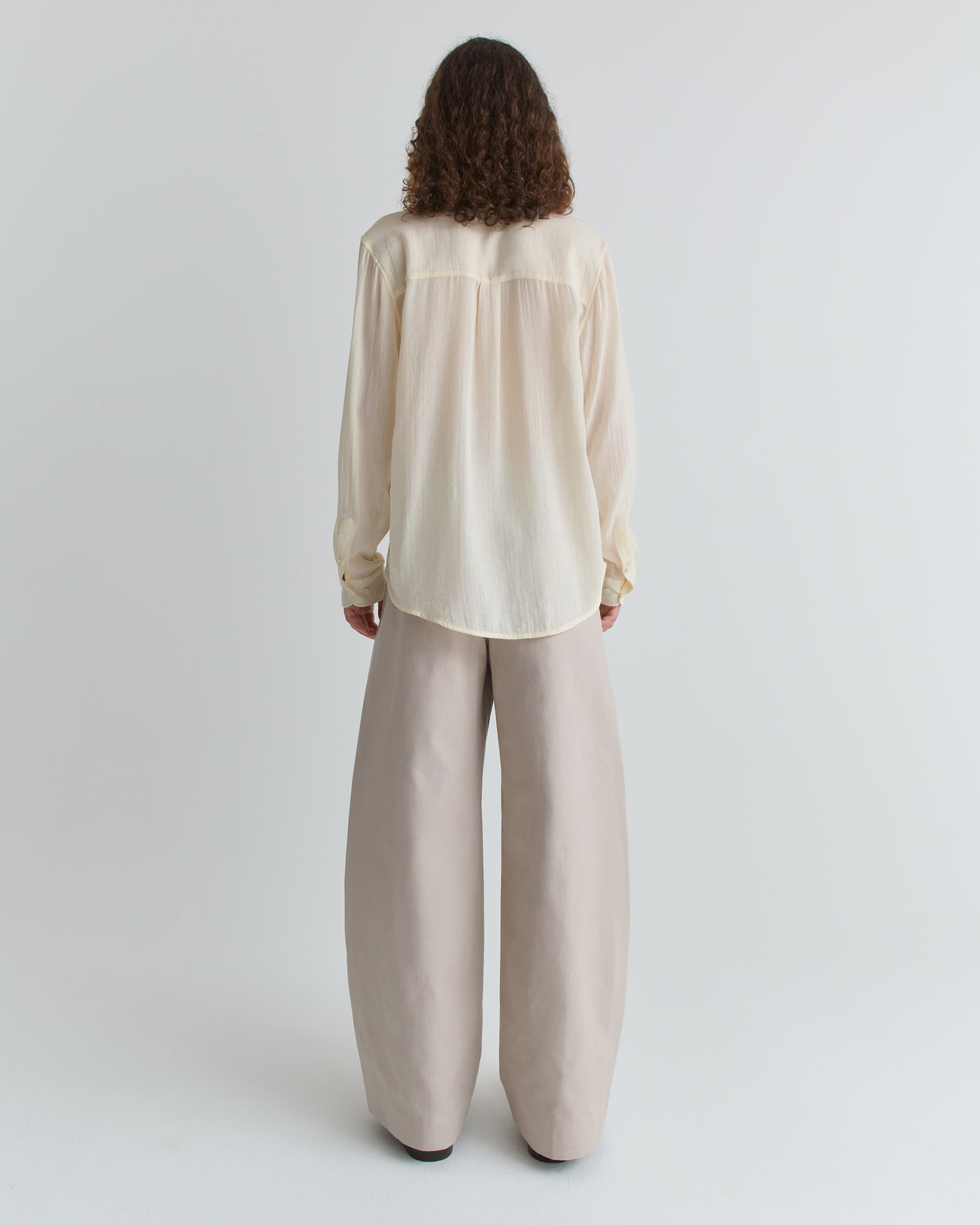 1313_7575917531-11_leo_shirt_vanilla_white_0573-large