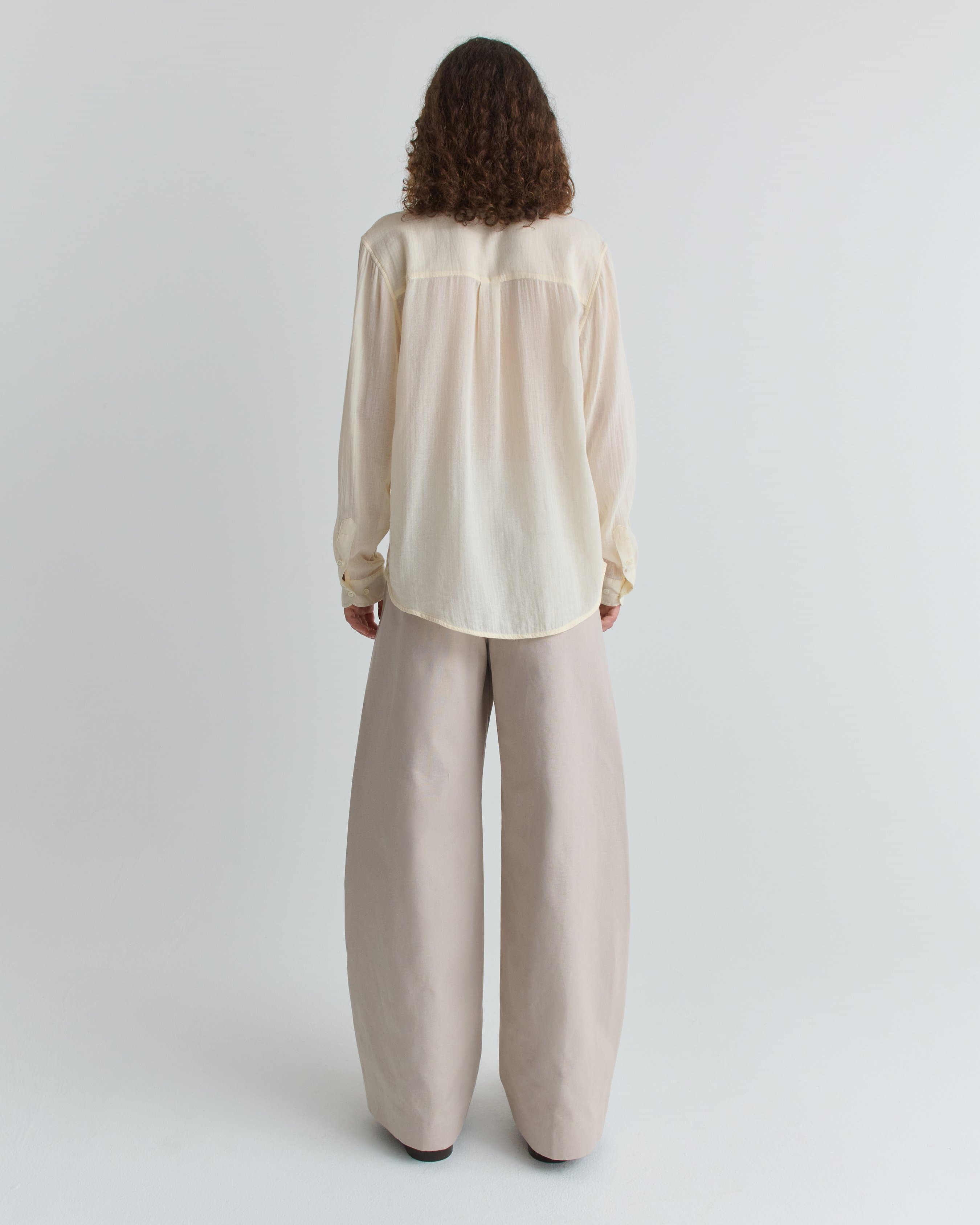 1313_7575917531-11_leo_shirt_vanilla_white_0573-large