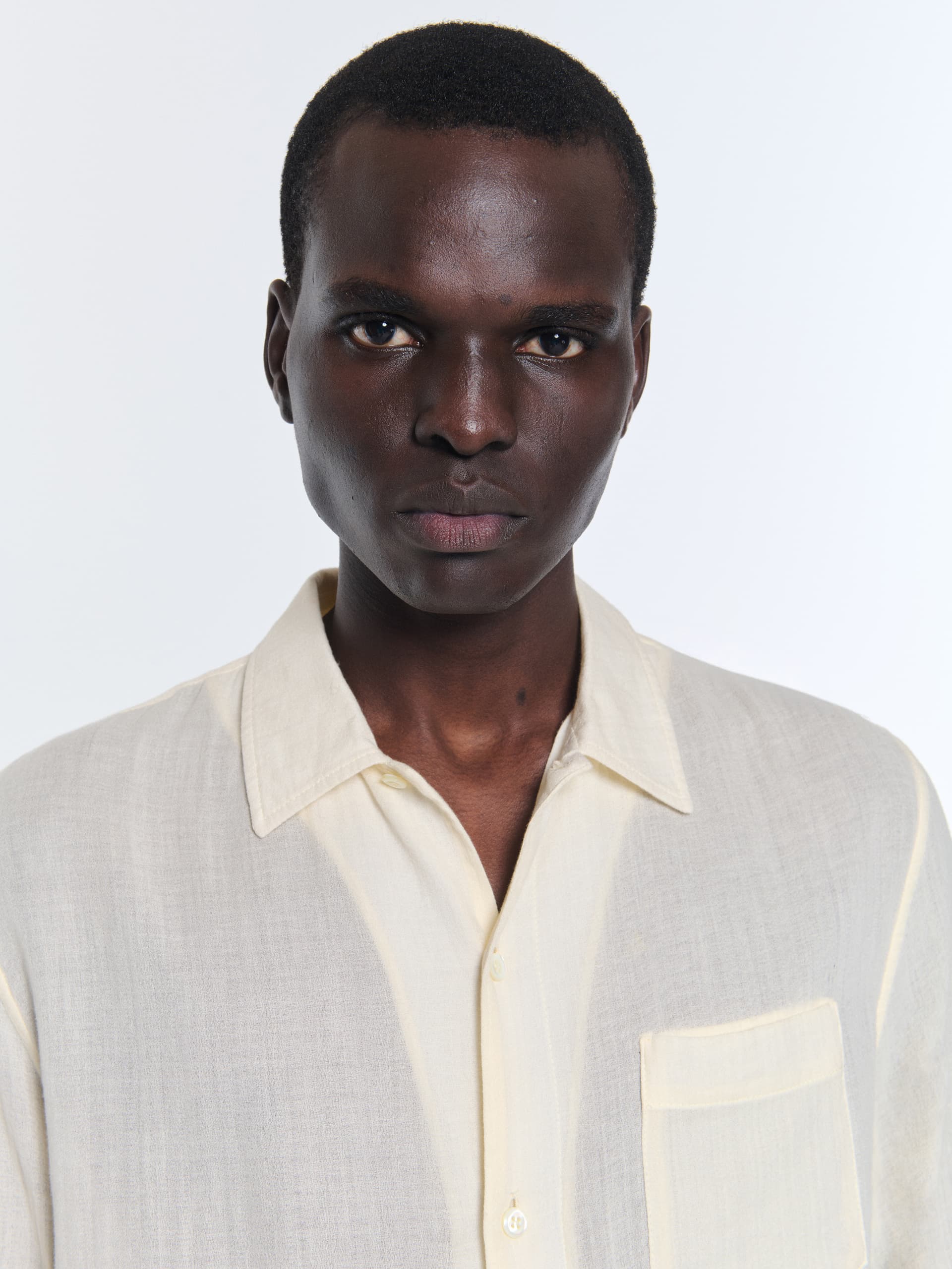 1313_d0e706586e-leo-shirt-vanilla-white_023-large