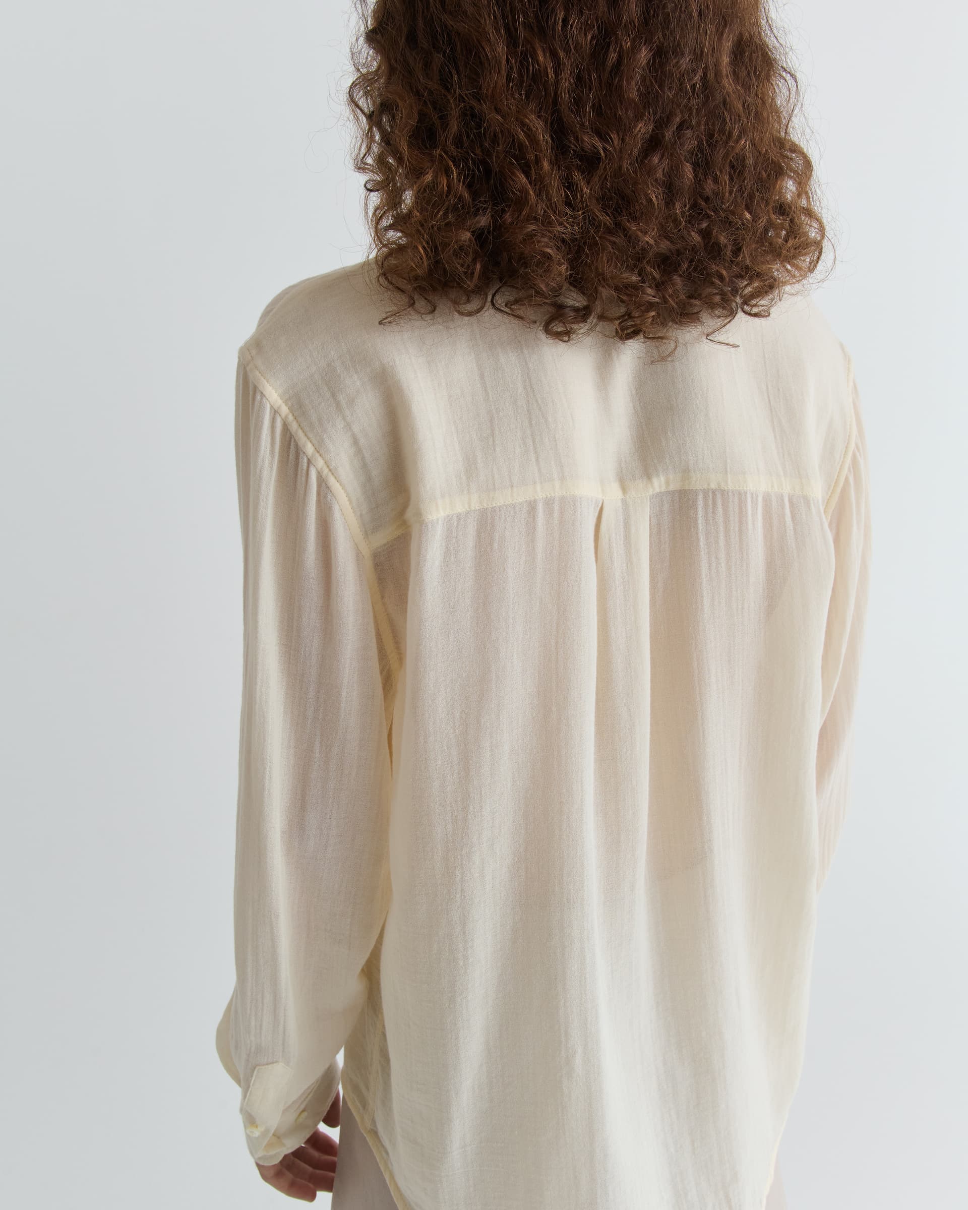 1313_fd655c5deb-11_leo_shirt_vanilla_white_0574-large