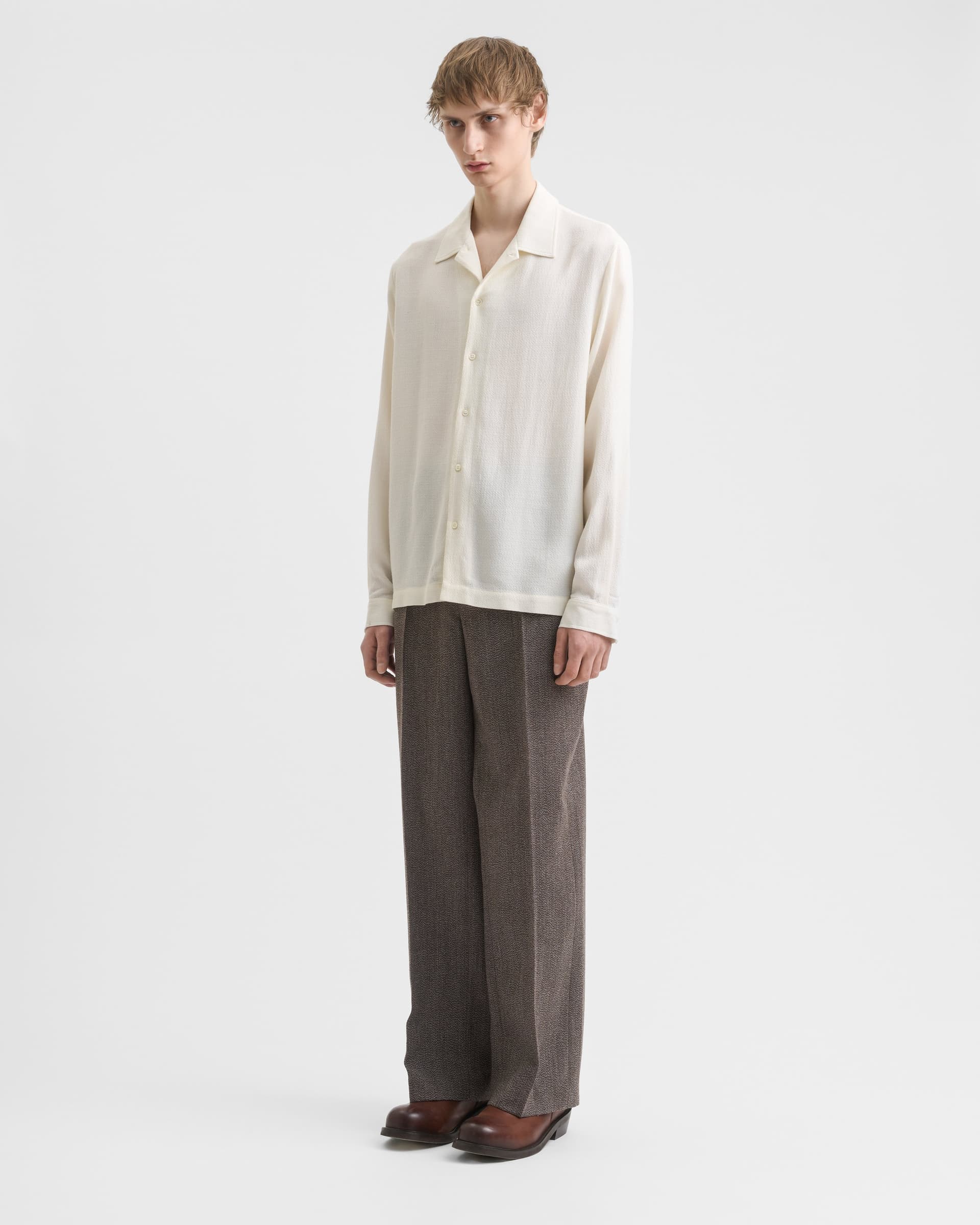 1315_98e415a270-sefr_fw26_sense-shirt-off-white-crepe_9982-large