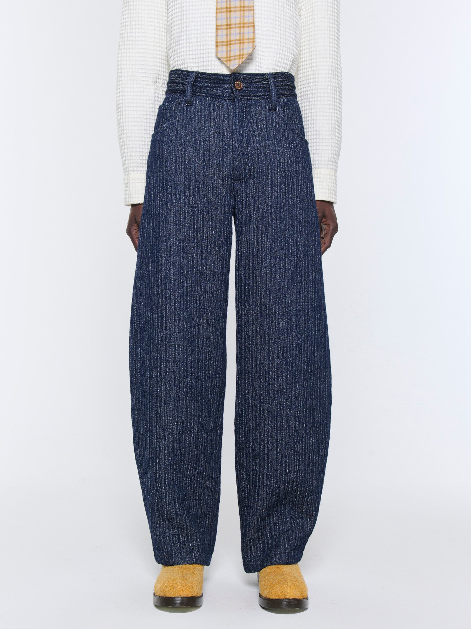 1318_b2b3f0e605-nasedo-trouser-shape-of-water_020-large
