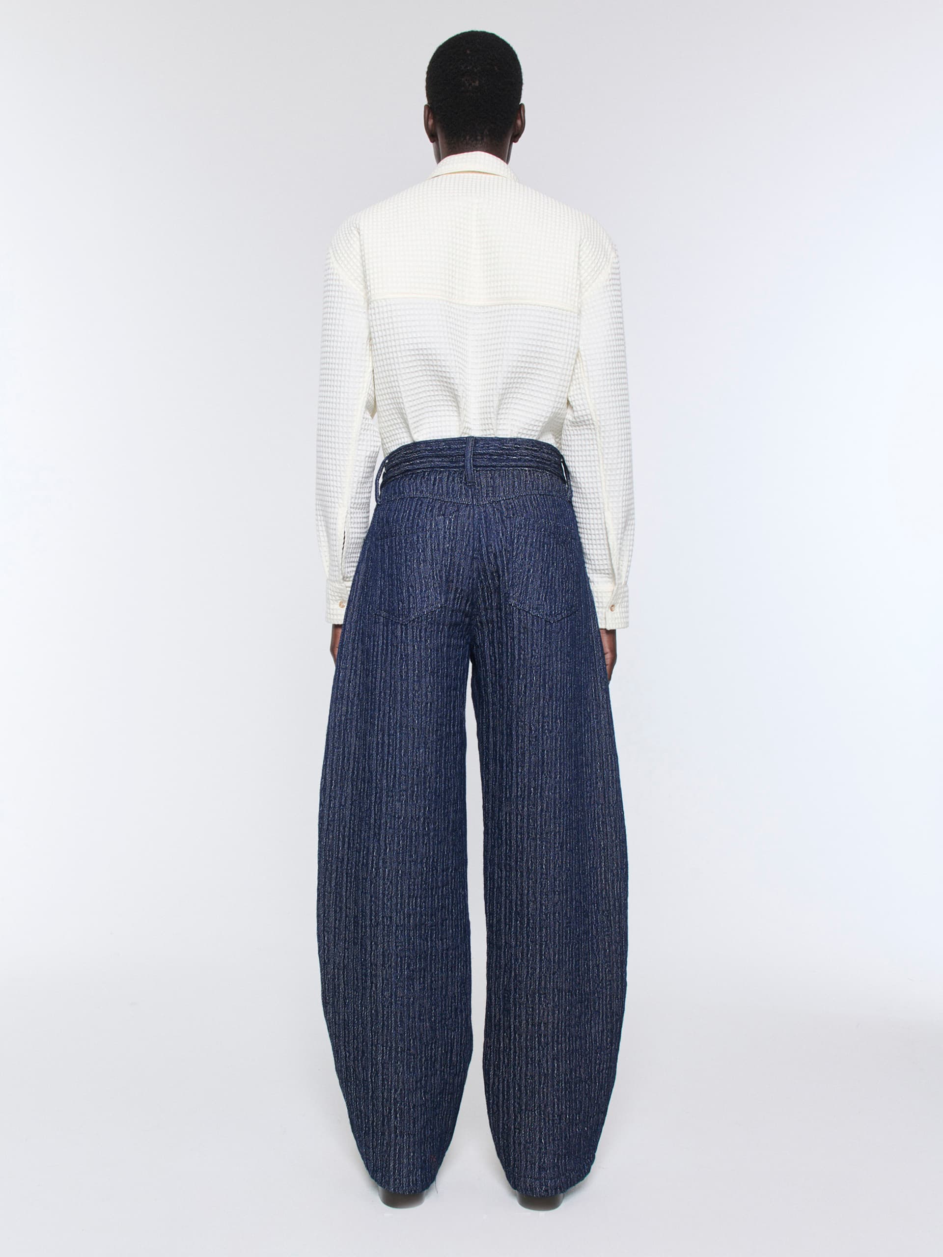 1318_e5c00b4ec2-nasedo-trouser-shape-of-water_034-large