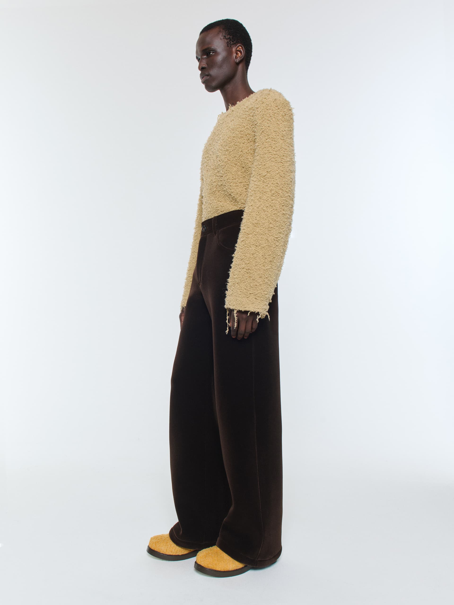 1320_af9ce33029-ramon-trouser-plush-brown-velour_036-large