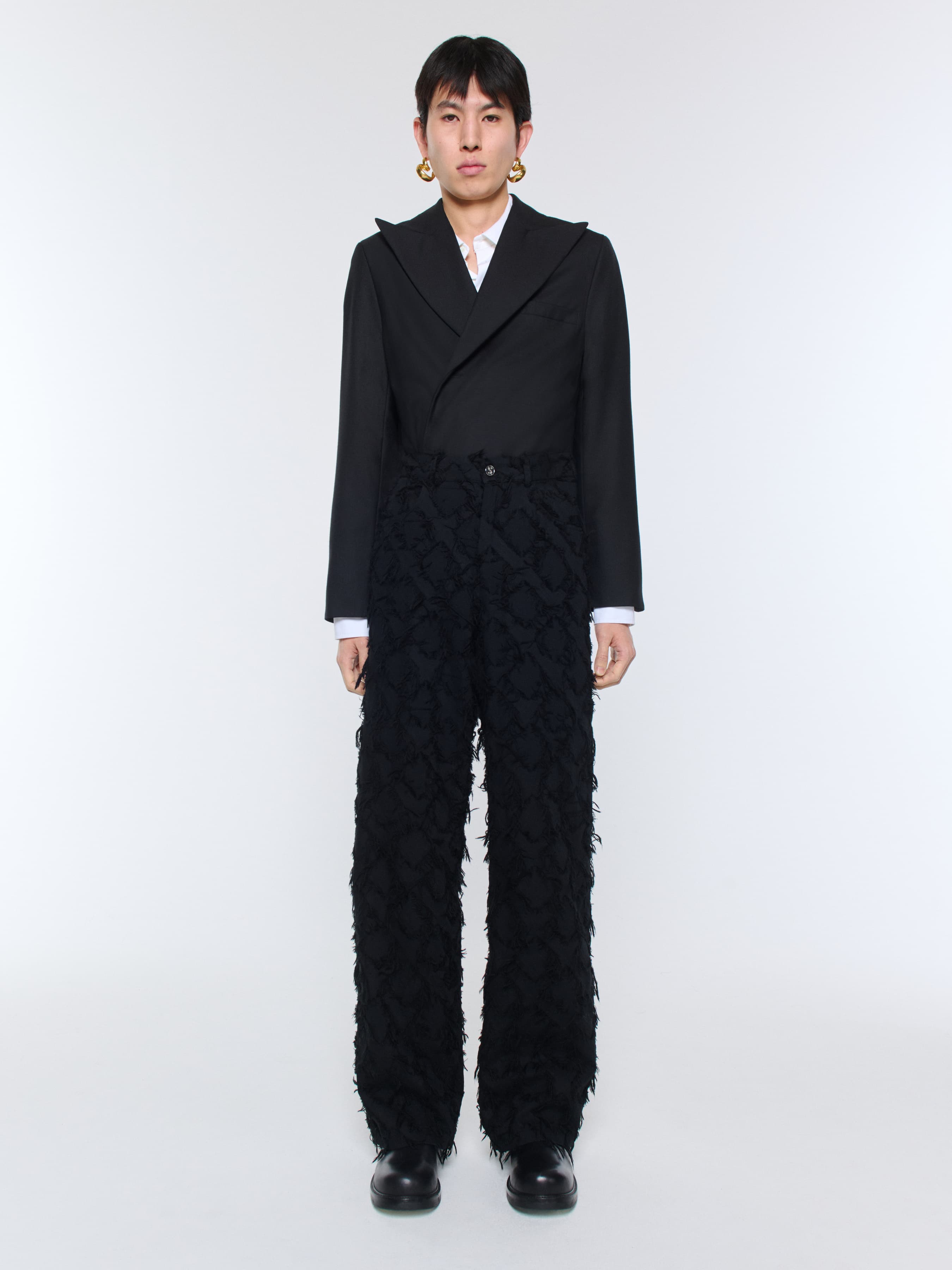 1322_a9fe238ec1-nikos-jeans-fringed-black-twill_024-large