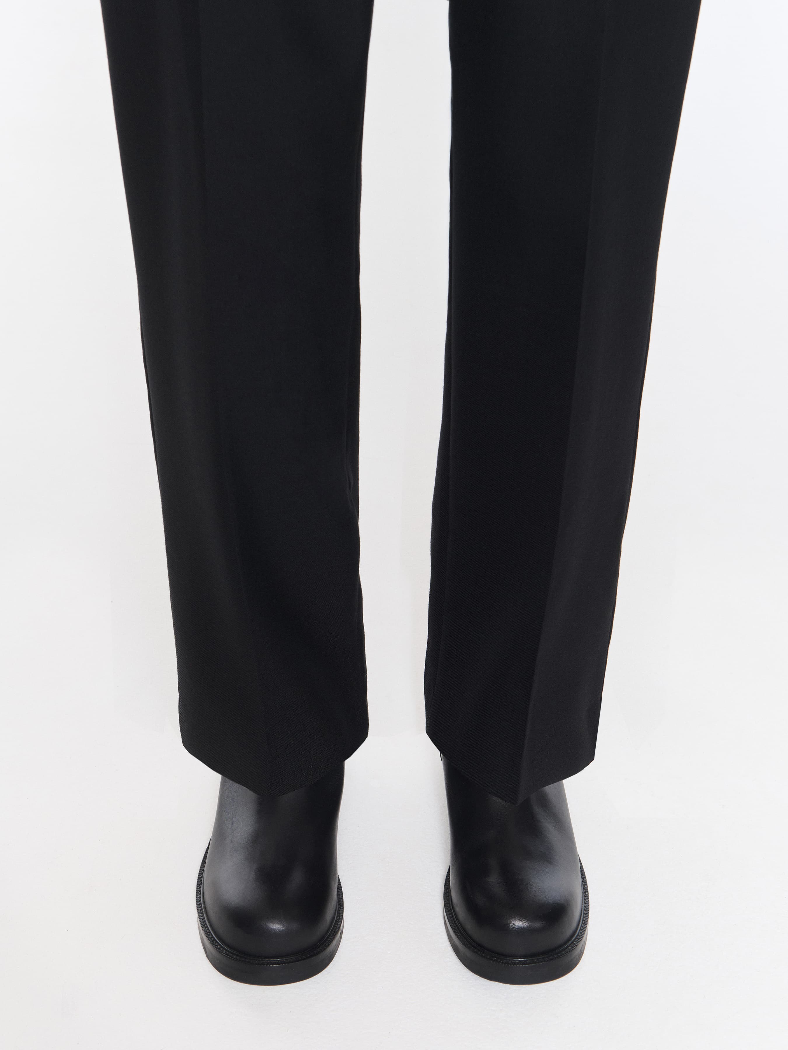 1323_f6bb02486f-mike-suit-trouser-black-wool_028-large