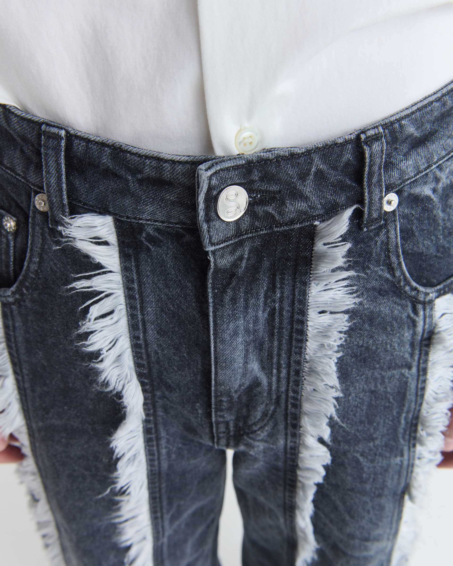 1331_87b50235d0-16_cutline_jeans_aluminium_wash_0903-large