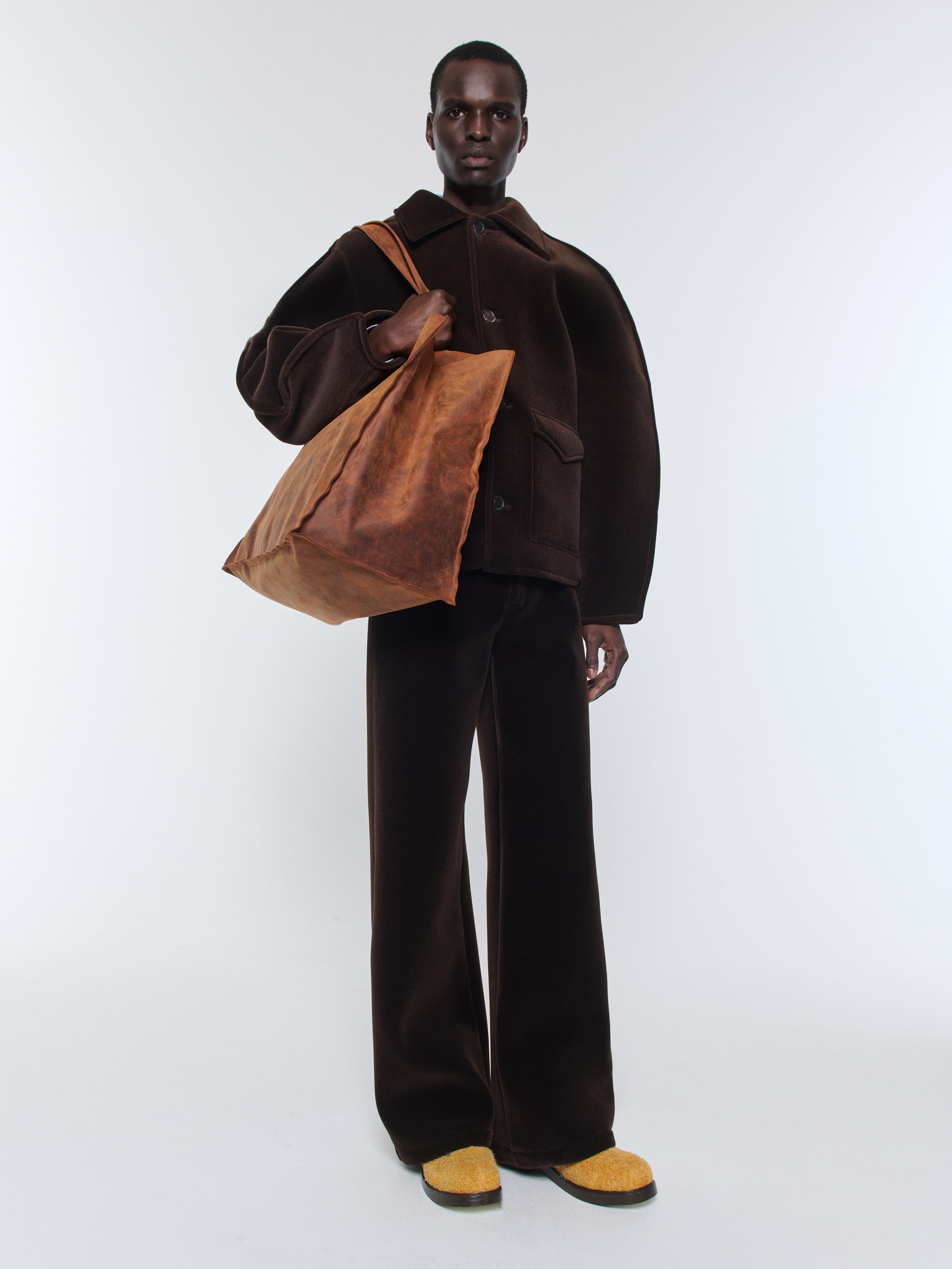 1333_8a9712a6a1-romano-bag-flame-leather_044-large