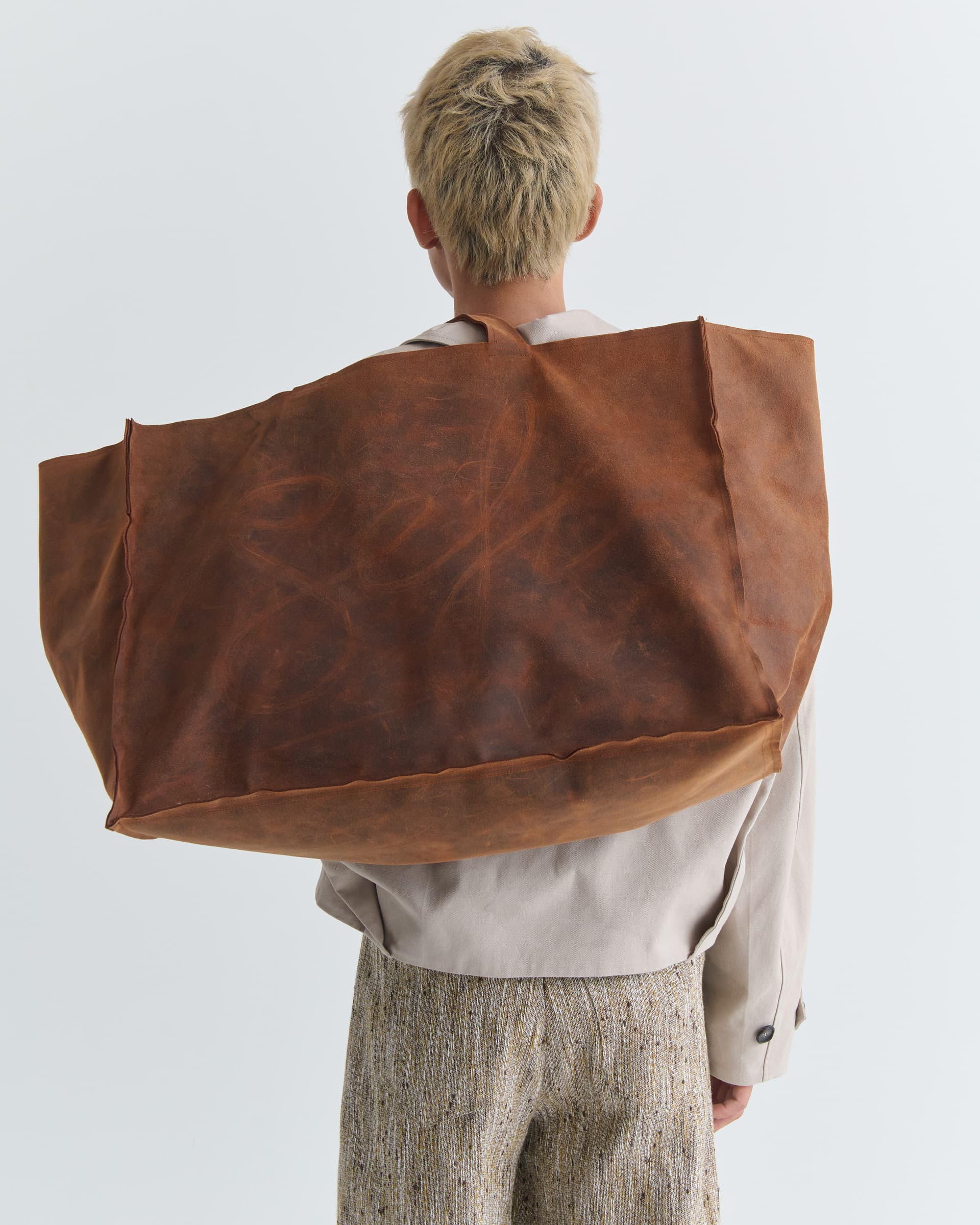 1333_a913d97ef7-16_romano_bag_flame_leather_0788-large