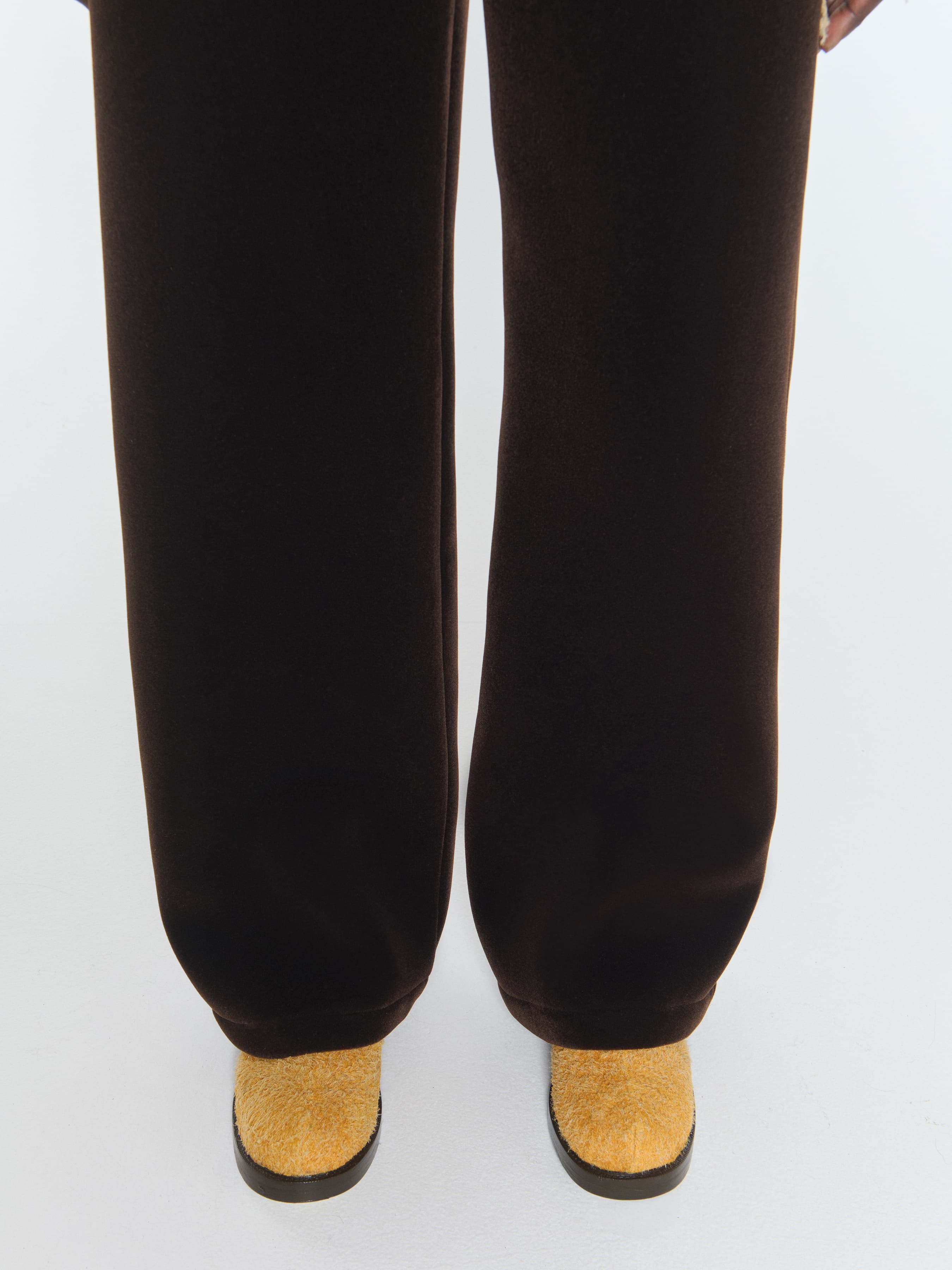 1340_53a95c3b89-ramon-trouser-plush-brown-velour_011-large
