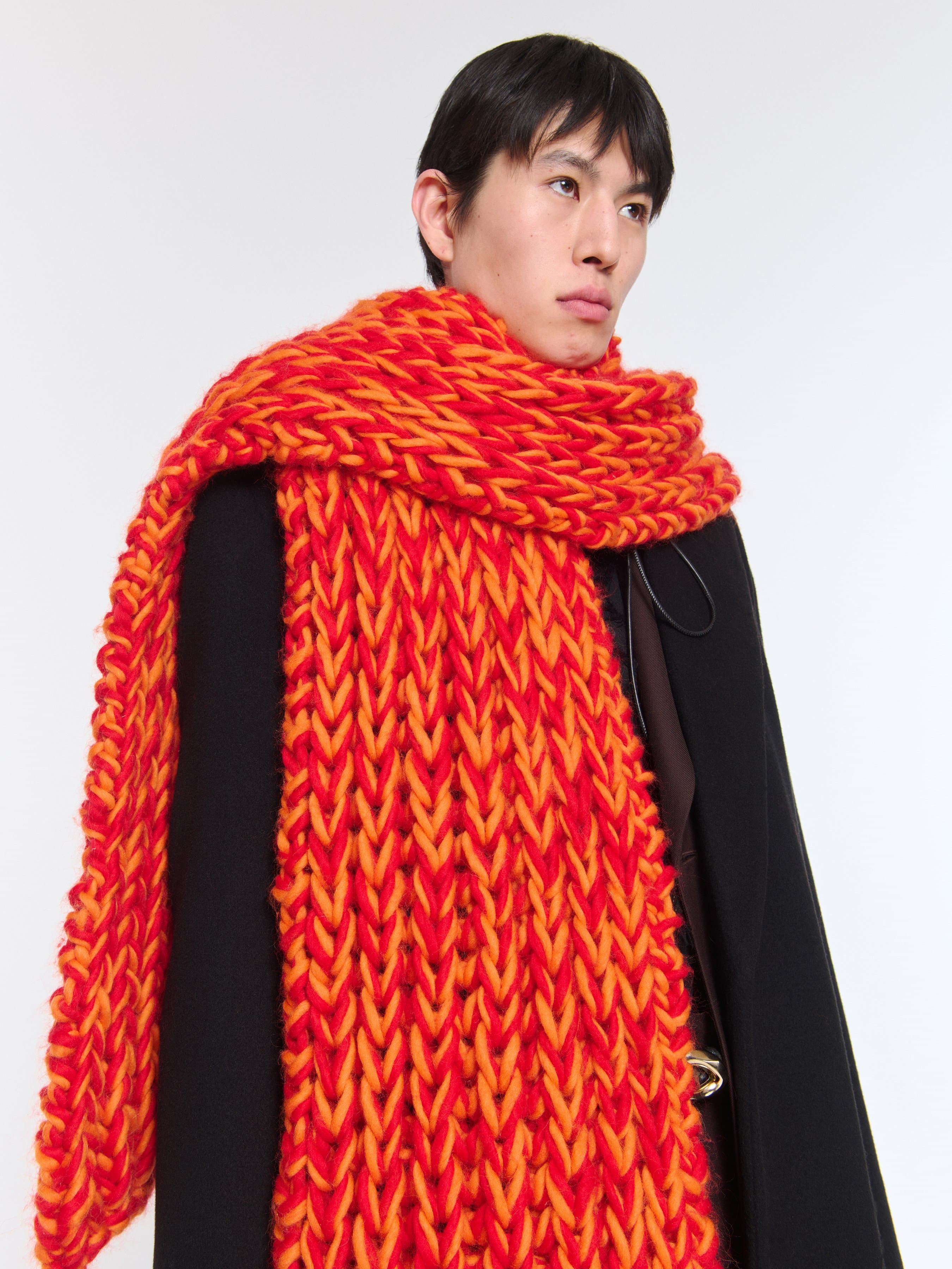 1343_964da333fc-vasco-scarf-sunny-hand-knit_031-large
