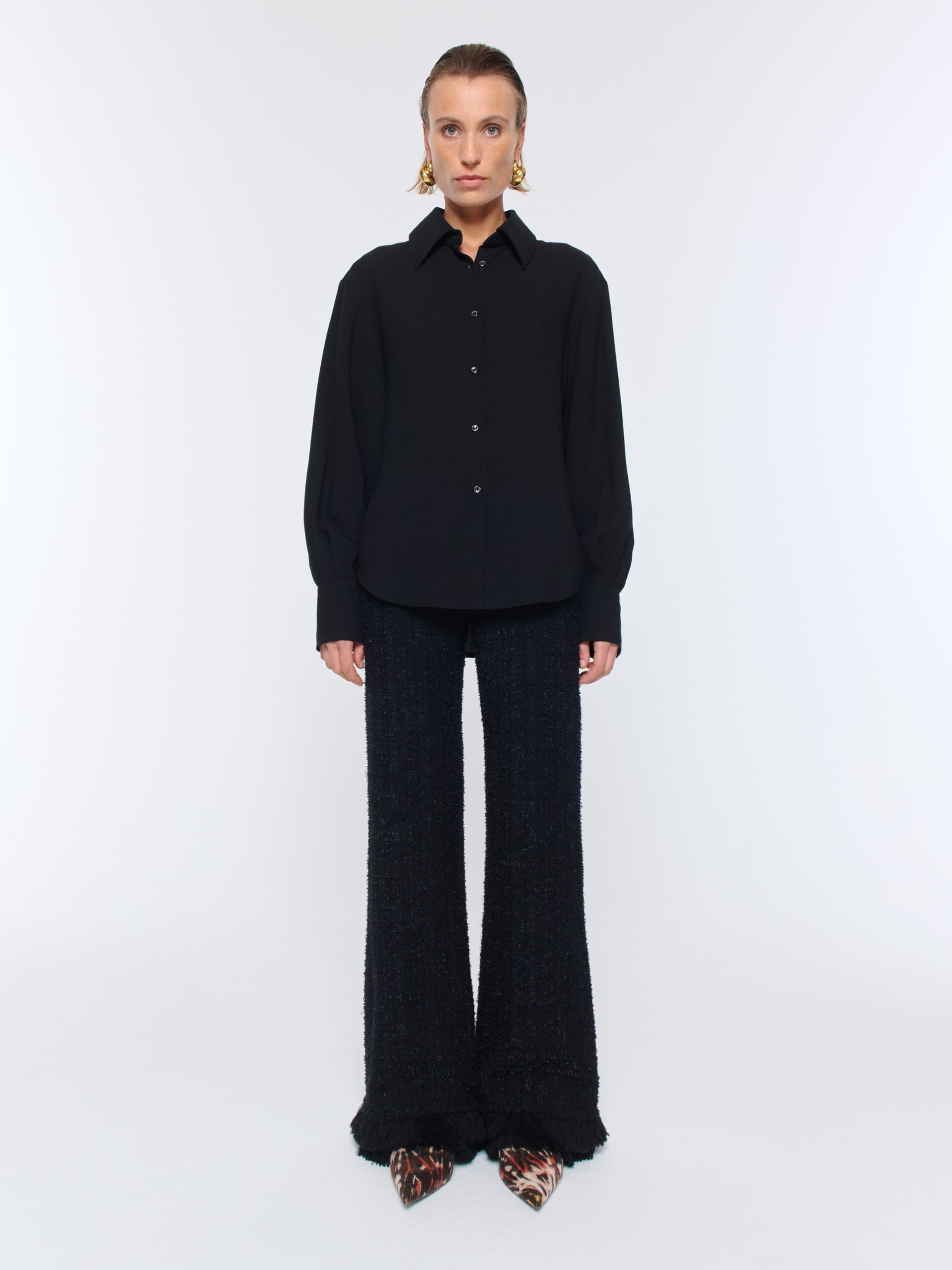 1364_c8e86c9b72-anais-shirt-black-crepe_003-large