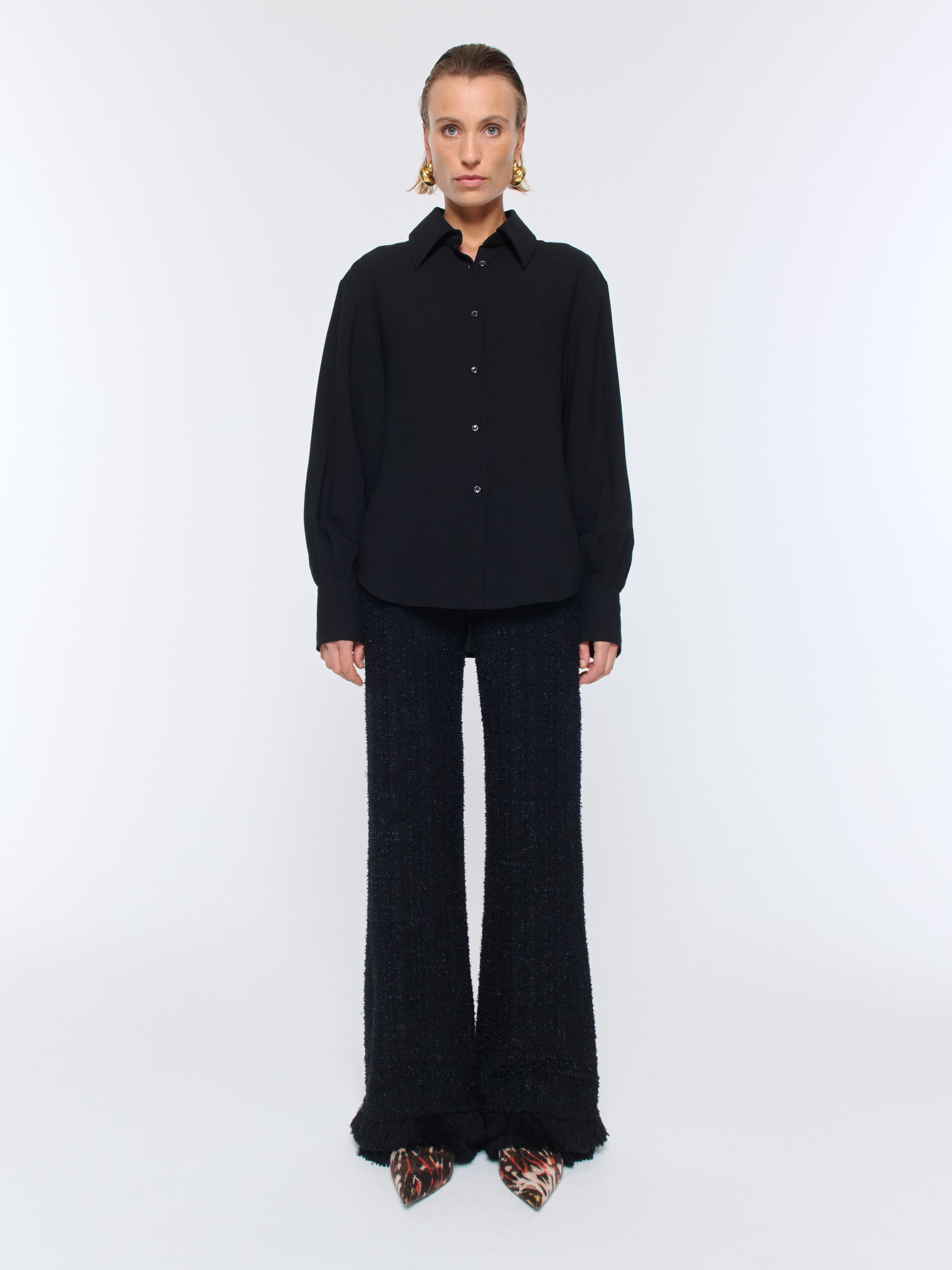 1364_c8e86c9b72-anais-shirt-black-crepe_003-large