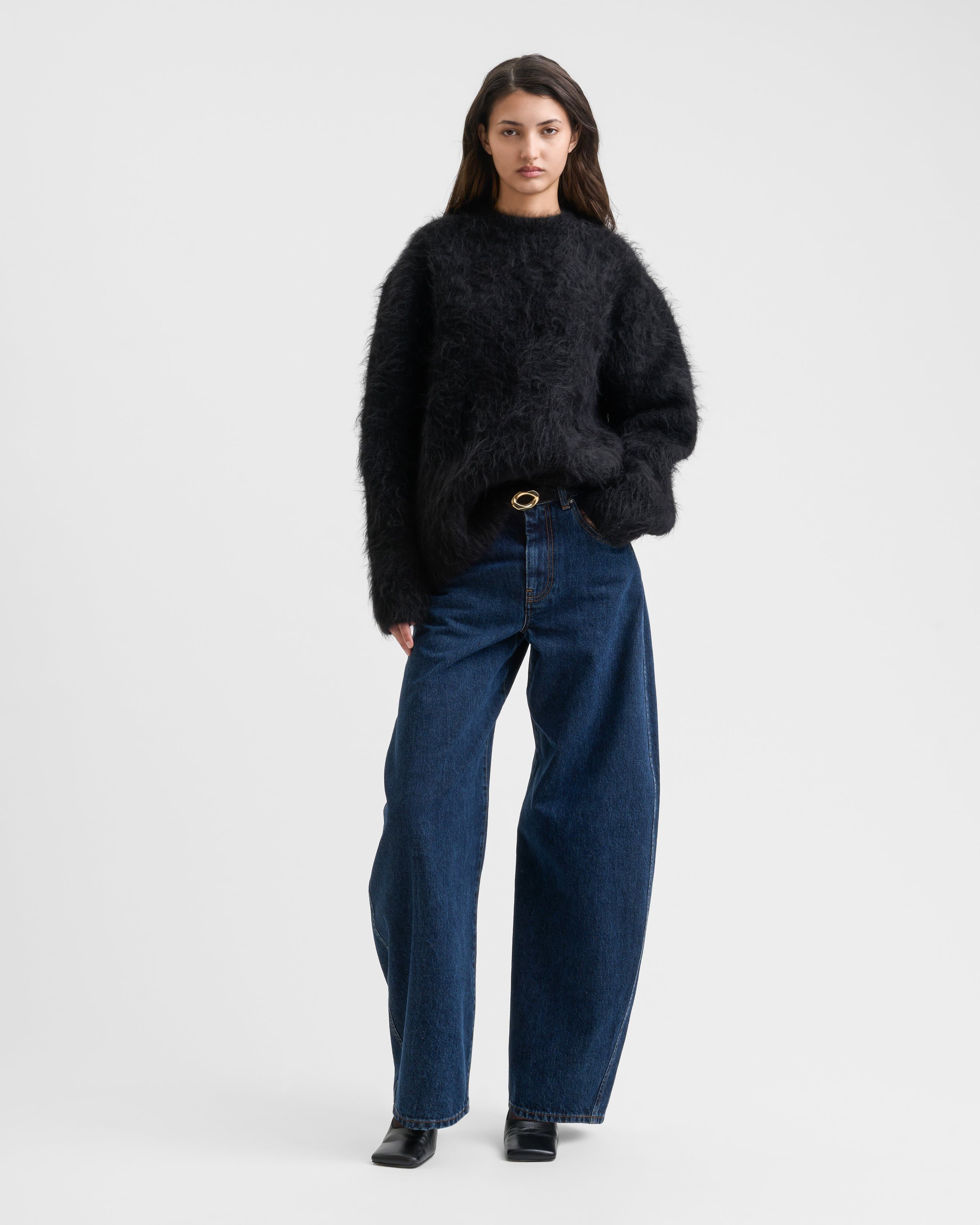 1365_37f59a9f77-sefr_fw26_haru-sweater-black-alpaca_9376-large