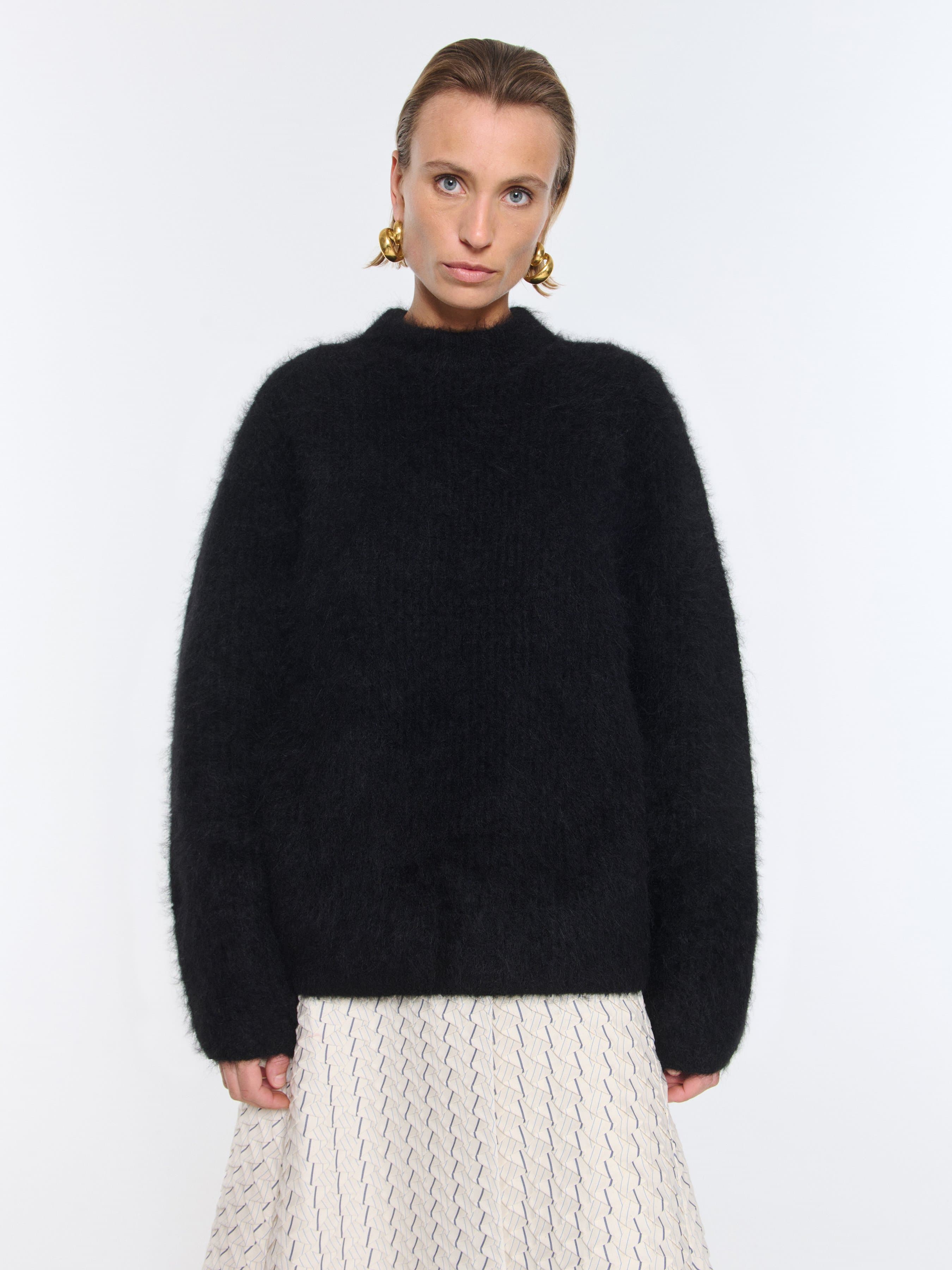 1365_71a12ea2aa-haru-sweater-black-alpaca_048-large