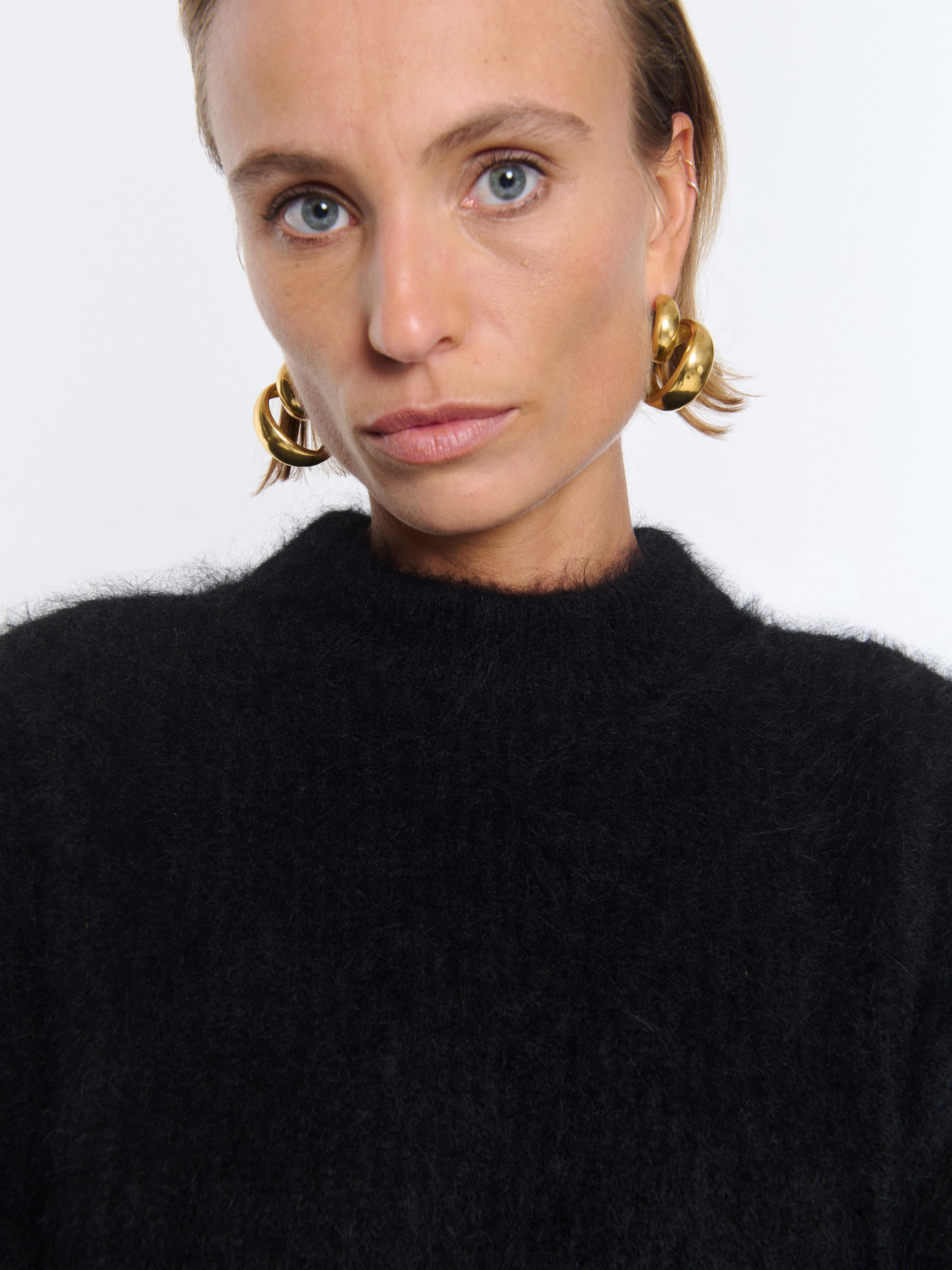 1365_9b3c13bc1e-haru-sweater-black-alpaca_051-large