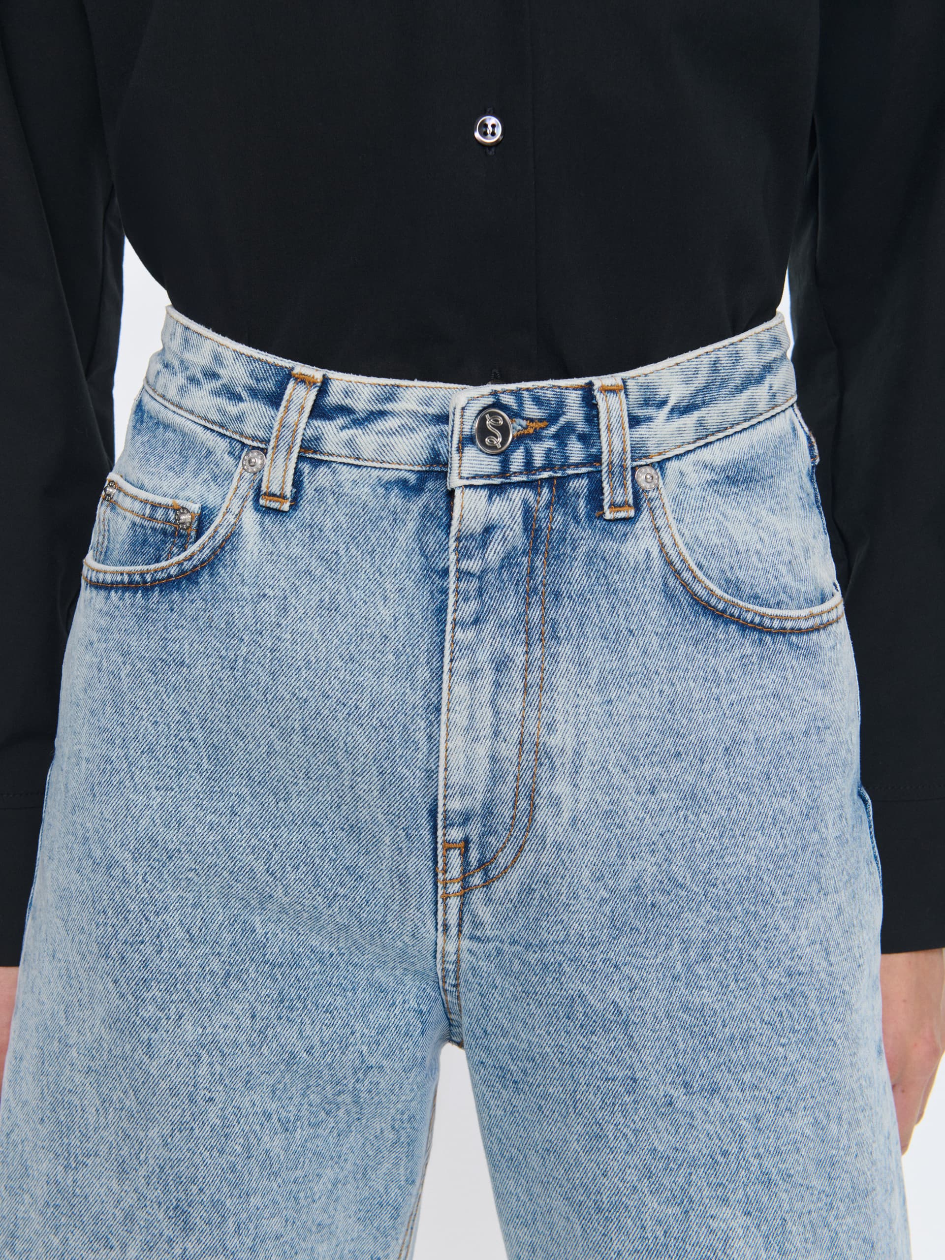 1366_652e1d3e21-tierra-jeans-bright-wash_015-large