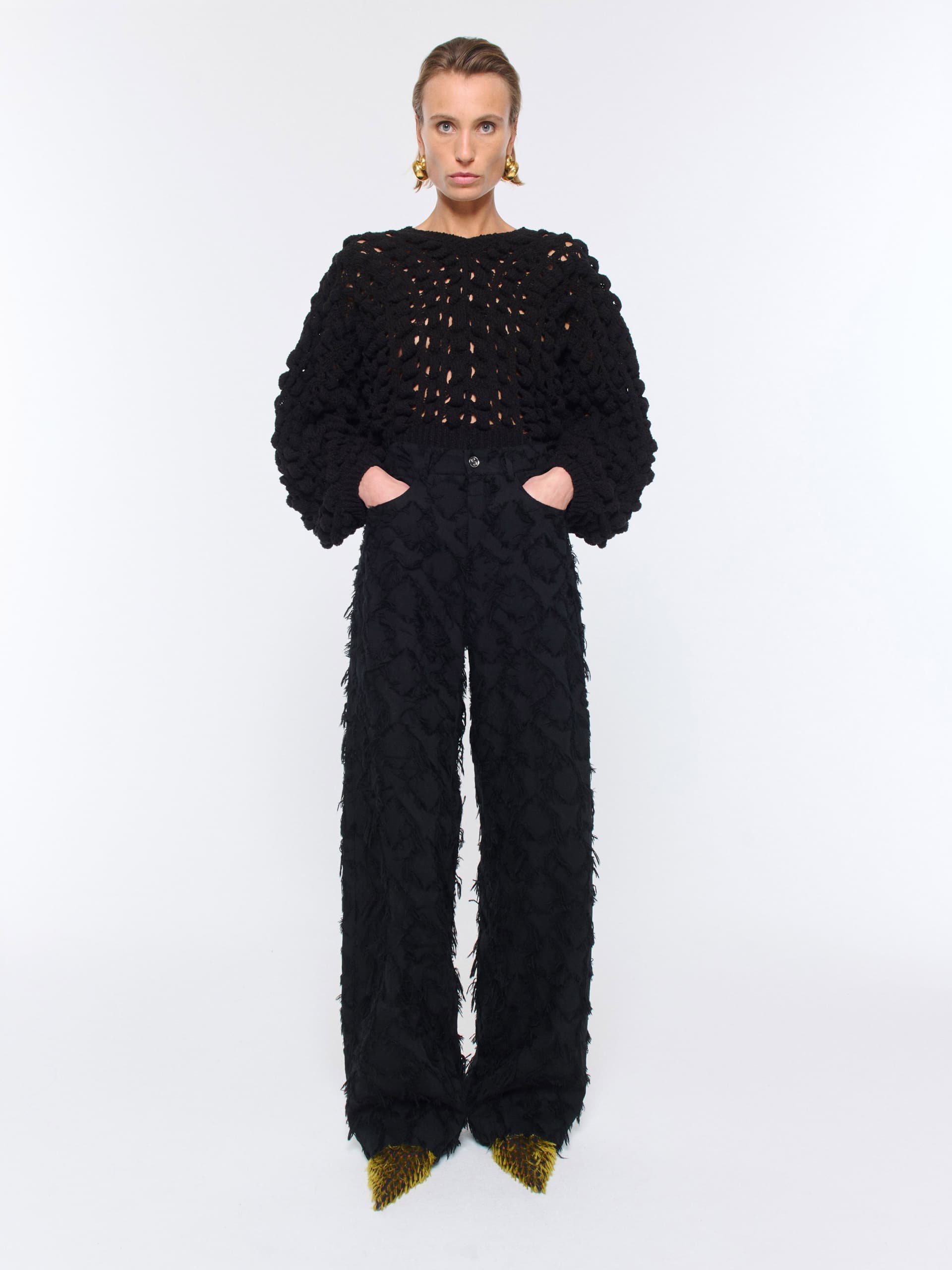 1377_93c642861b-loose-cut-jeans-fringed-black-twill_024-large