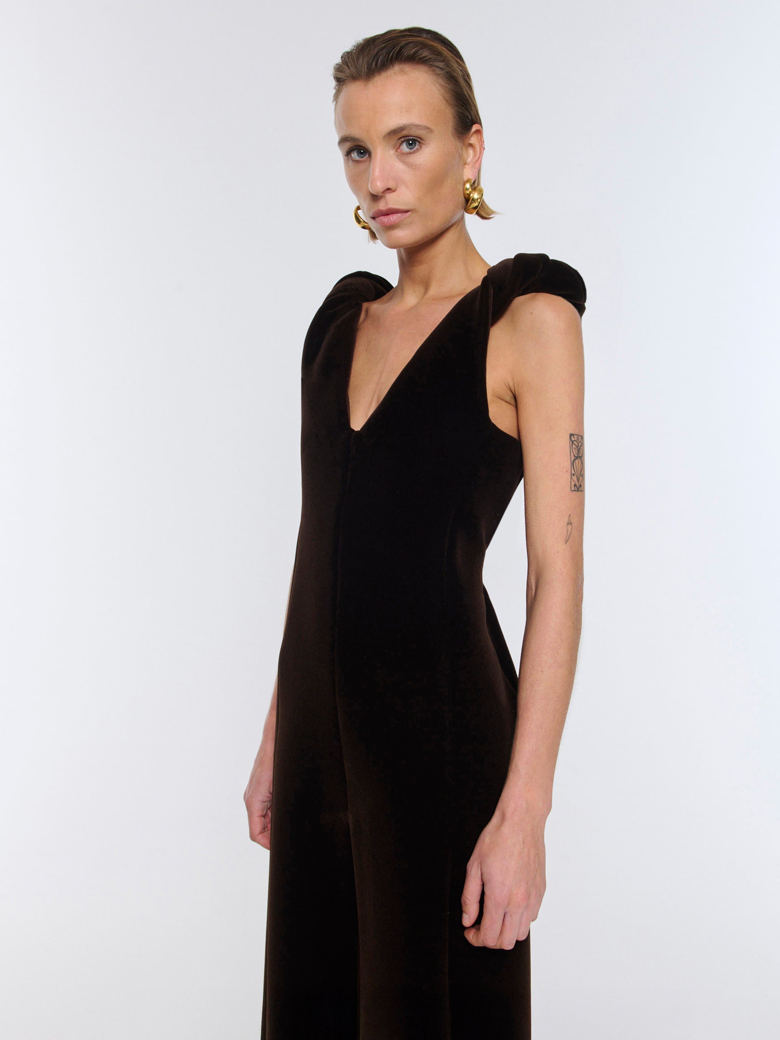 1403_bc0aa49d52-demi-dress-plush-brown-velour_051-large