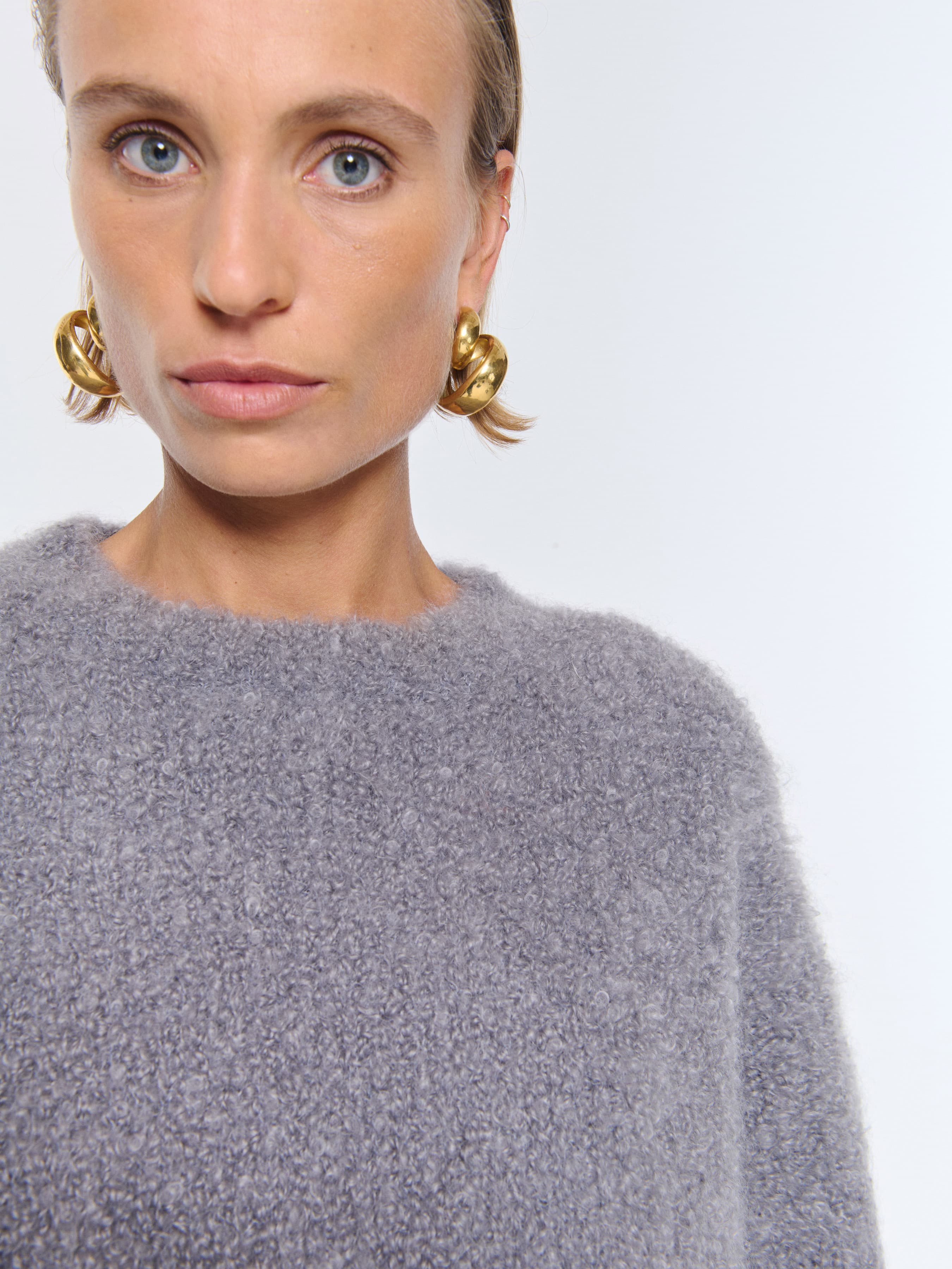 1410_9cb7033cd1-jermaine-sweater-fuzzy-boucle_022-large