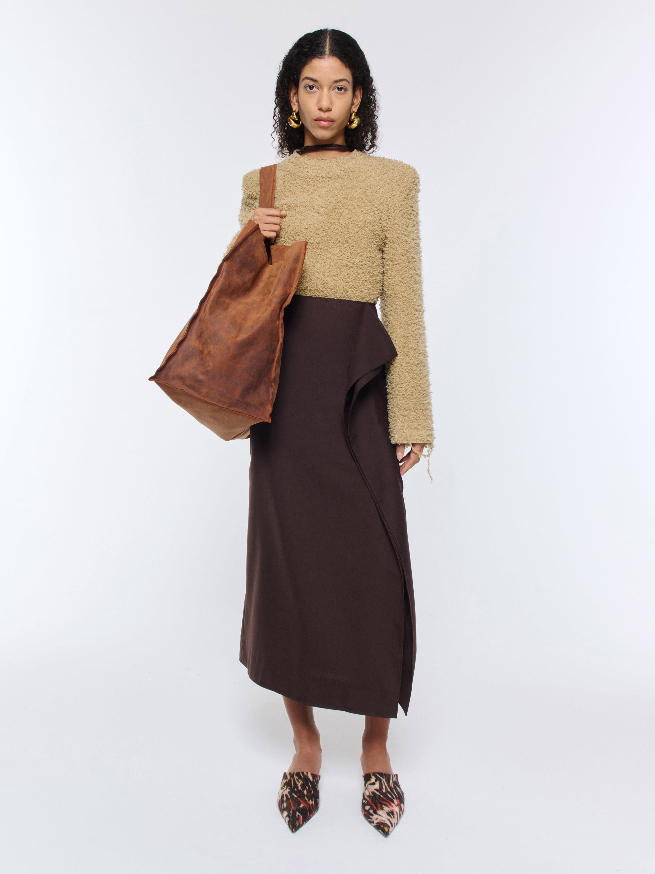 1416_c9e37366c2-pearl-skirt-dark-brown-wool_024-large