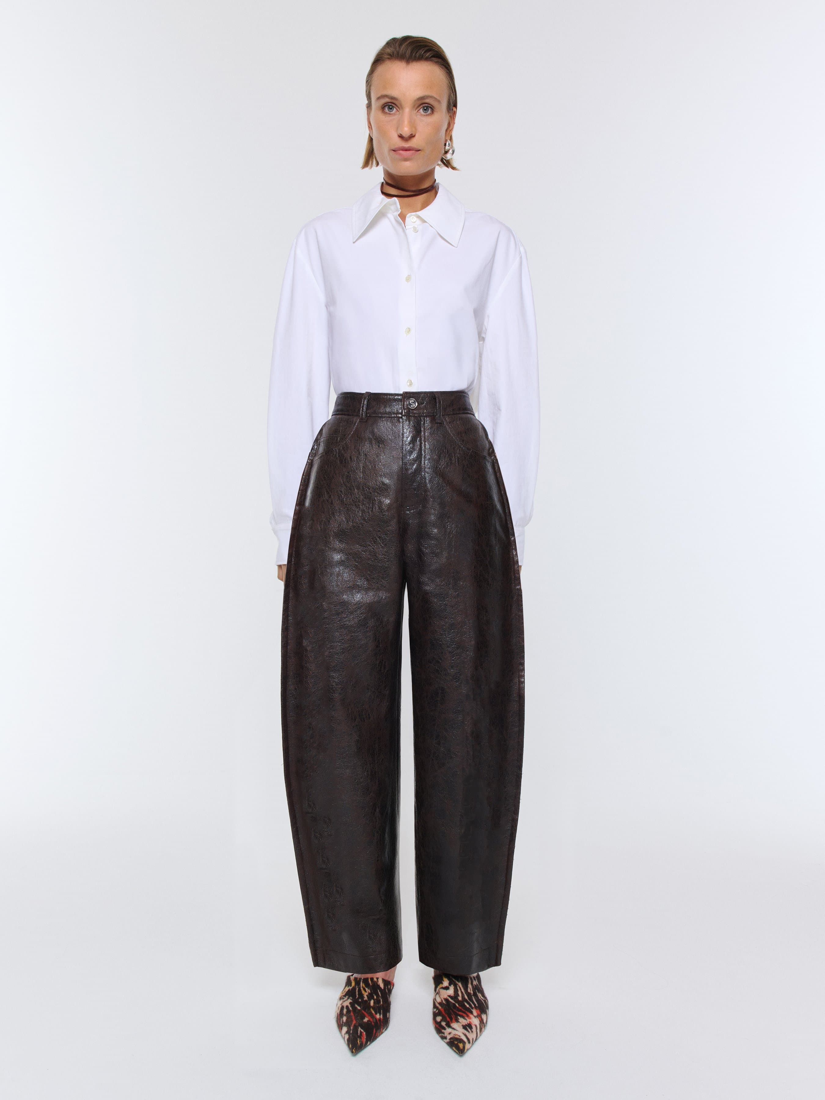 1419_031c6928b0-alma-trouser-coated-dark-tech_001-large