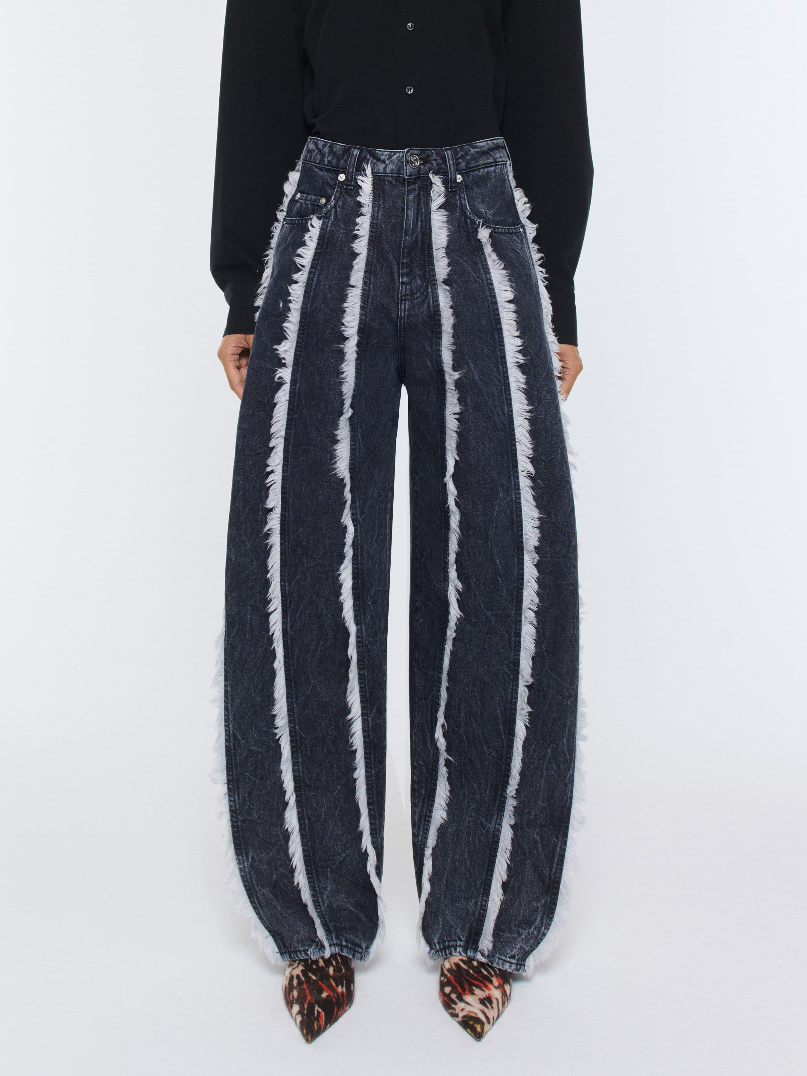 1423_0852e77175-rayne-jeans-aluminum-wash_038-large