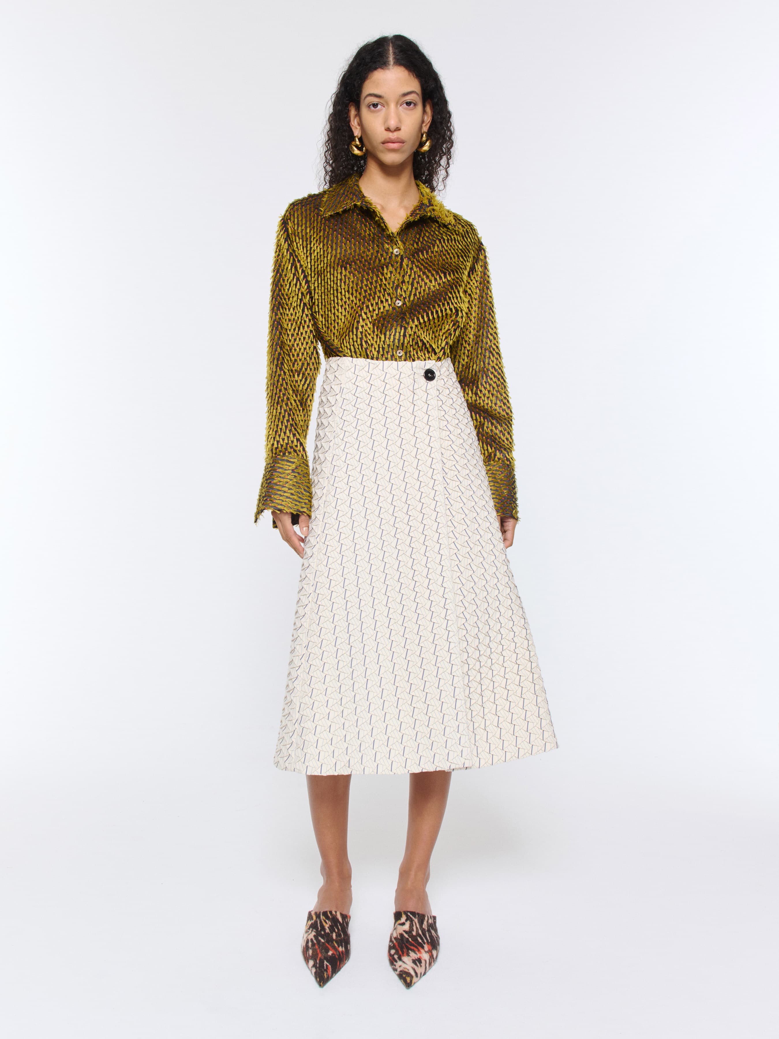 1427_6cf51d4faf-margo-skirt-geometric-intense-white_010-large