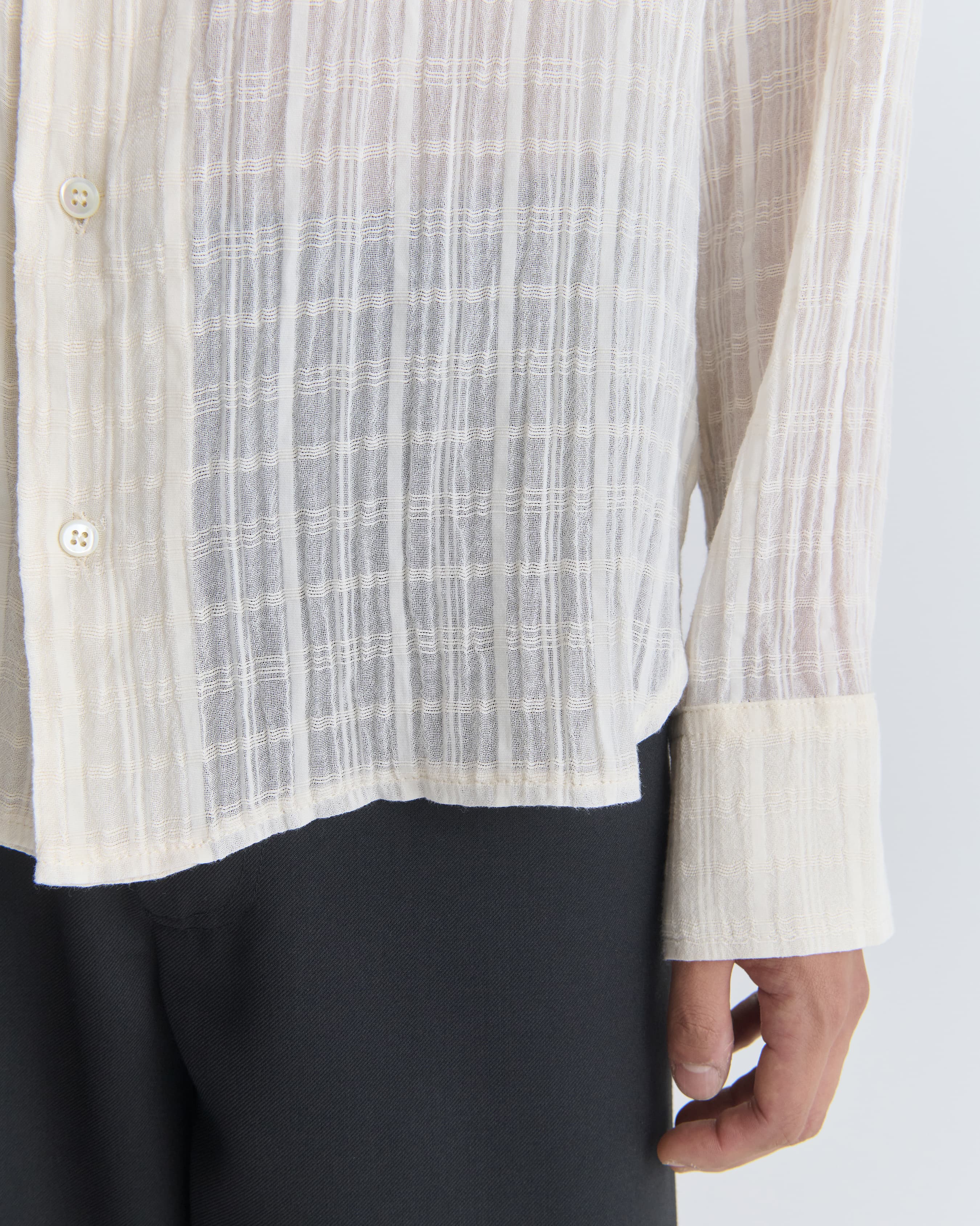 1429_797d89483c-01_ignacio_shirt_cloud_white_check_0022-large