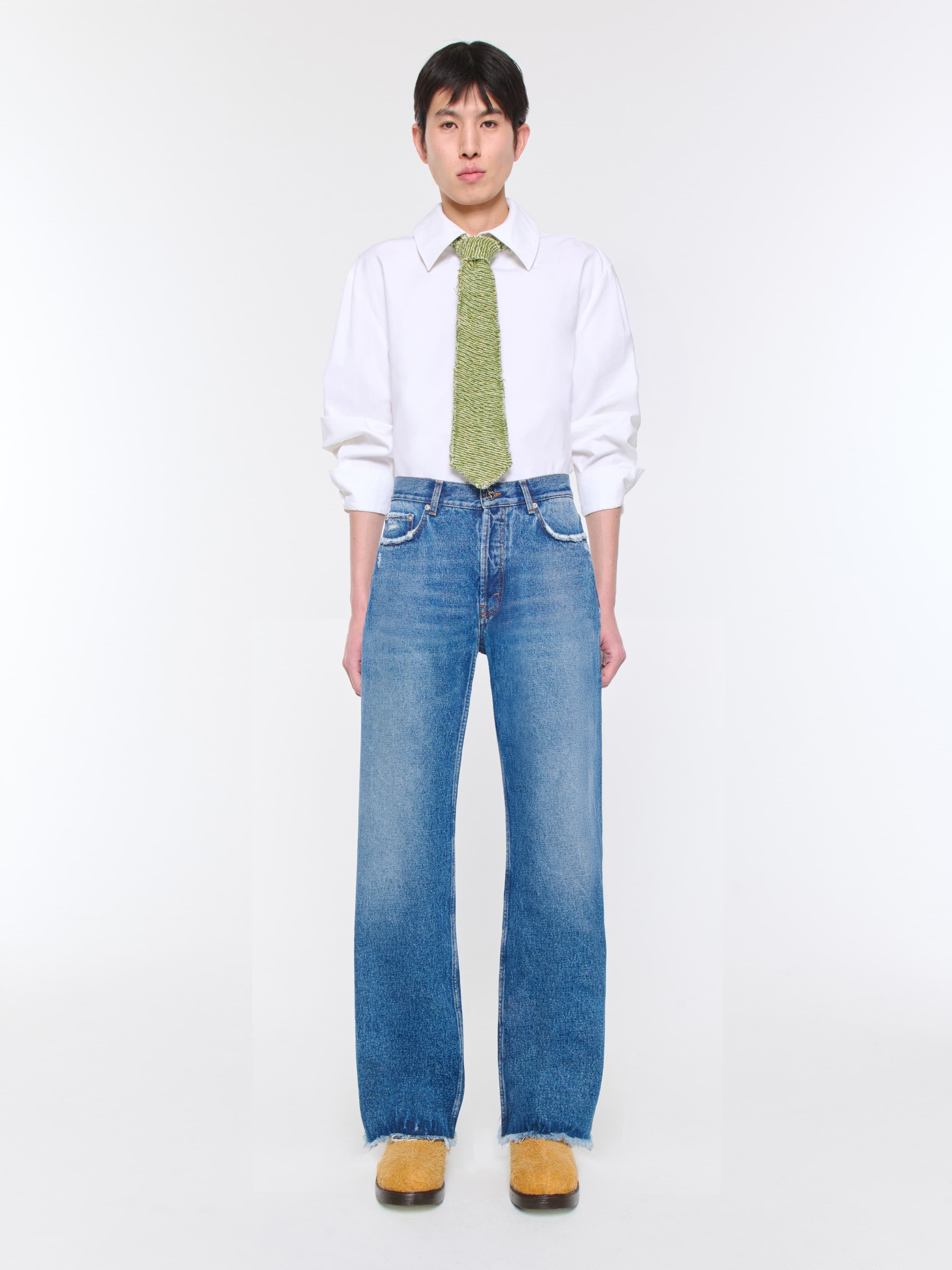 1430_3f9ff3d1e6-frayed-cut-jeans-dark-river-blue_011-large